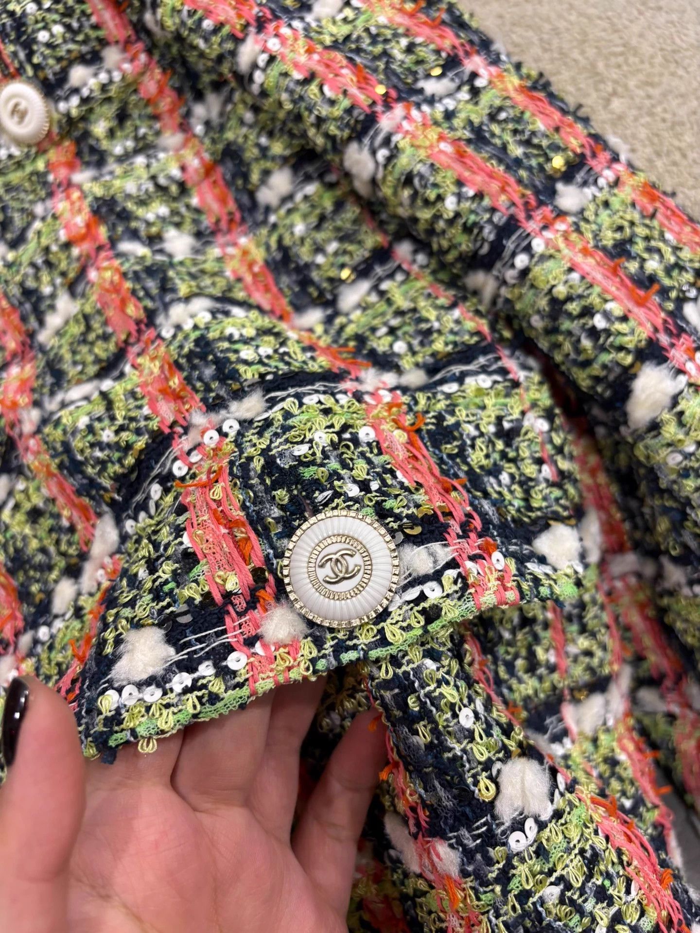 Chanel Chanel 20C Station Sequined Tweed 4-Pocket Jacket Size XS / US 0-2 / IT 36-38 - 4 Thumbnail