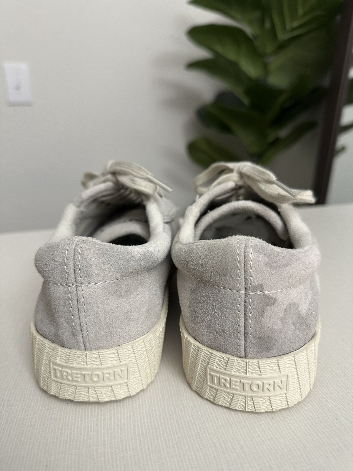 Tretorn Tretorn Canvass Low Top Shoes Gray Camo Women’s US 7 Size US 7 / IT 37 - 2 Thumbnail