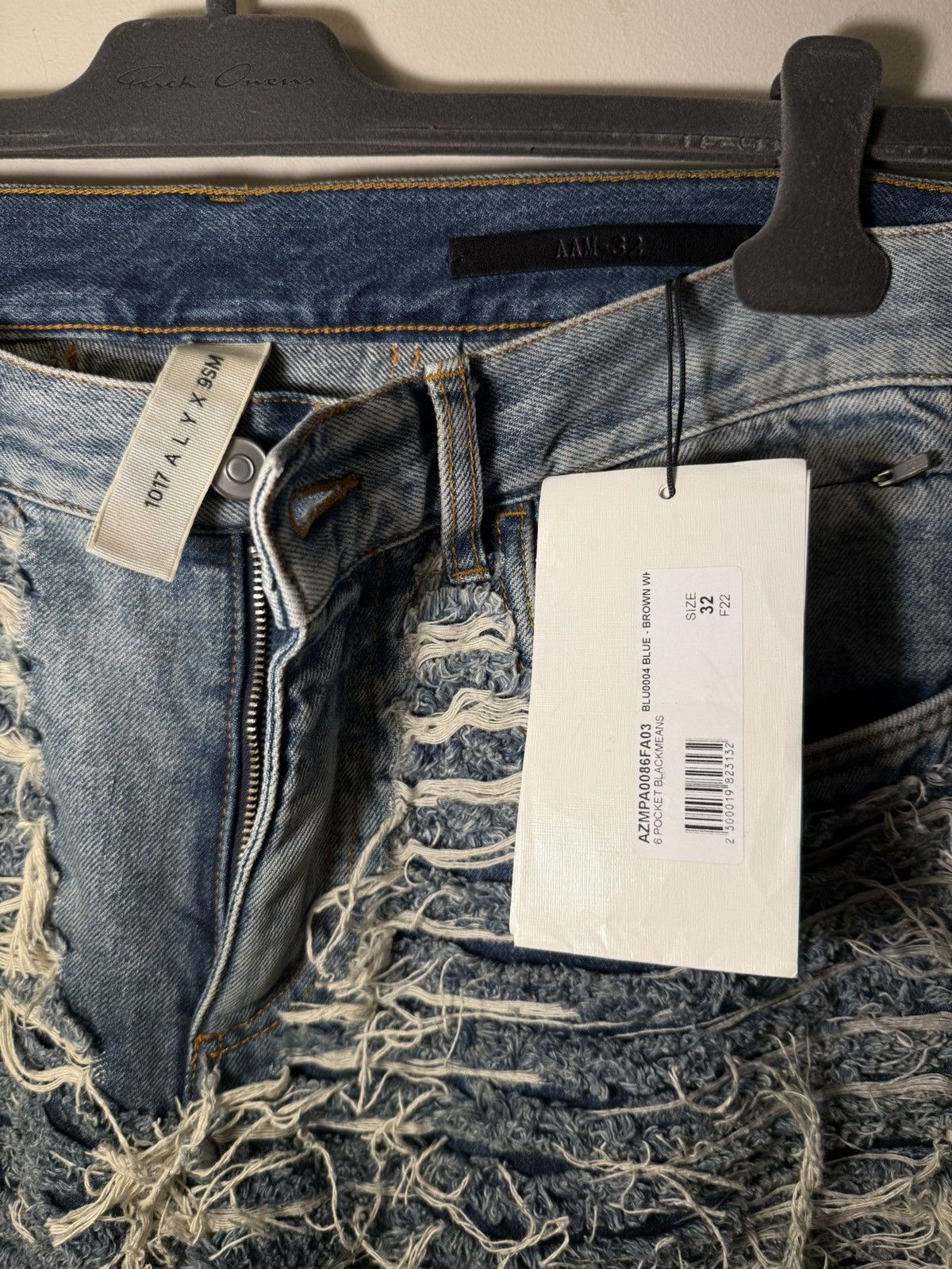 1017 ALYX 9SM Alyx x Blackmeans Distressed Denim Size US 32 / EU 48 - 3 Thumbnail