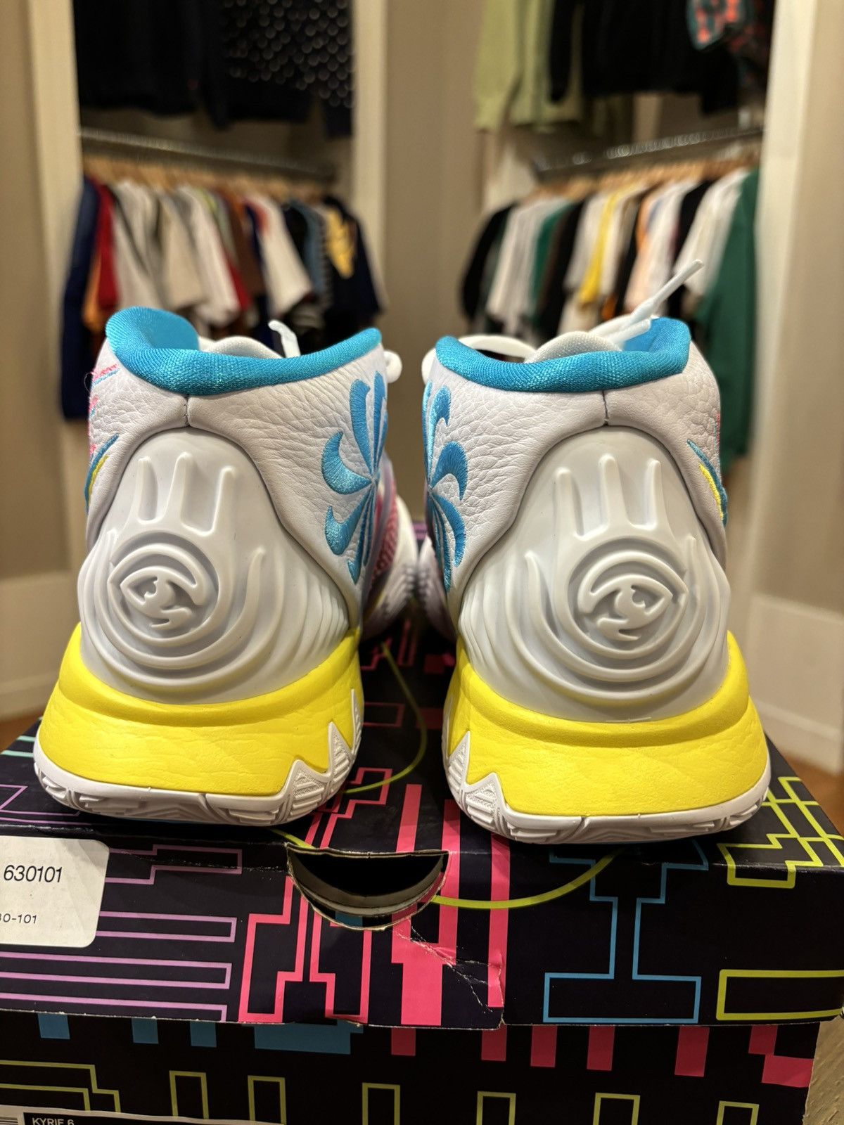 Nike Kyrie 6 “Neon Graffiti” Size US 9.5 / EU 42-43 - 3 Thumbnail