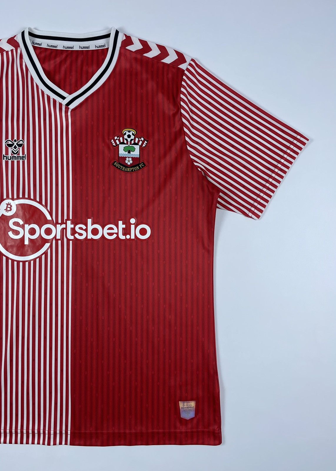 Hummel Hummel Southampton FC 2023/24 Soccer Jersey Football Shirt Size US L / EU 52-54 / 3 - 2 Thumbnail