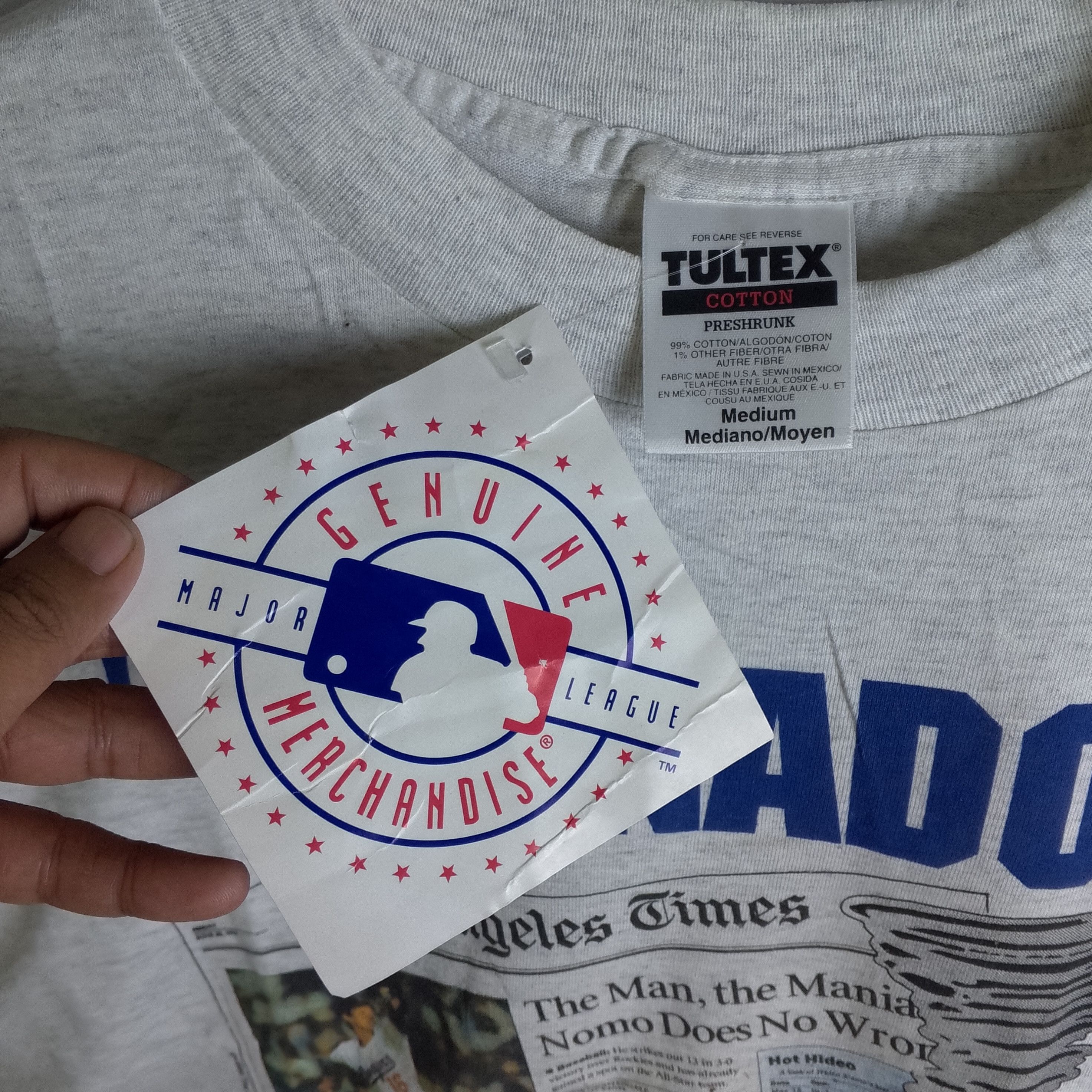 MLB Vintage Deadstock Dodgers Hideo Nomo Newspapers Tee Size US M / EU 48-50 / 2 - 6 Thumbnail