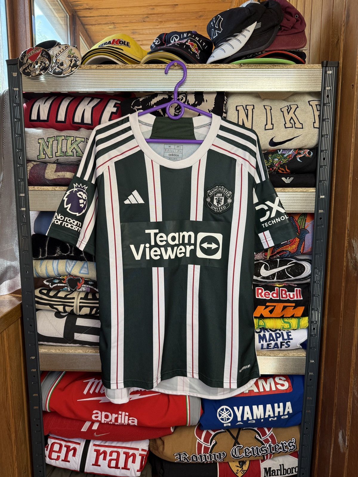 Adidas Adidas Manchester United TeamViewer Soccer Jersey DXC Size US M / EU 48-50 / 2 - 1 Thumbnail