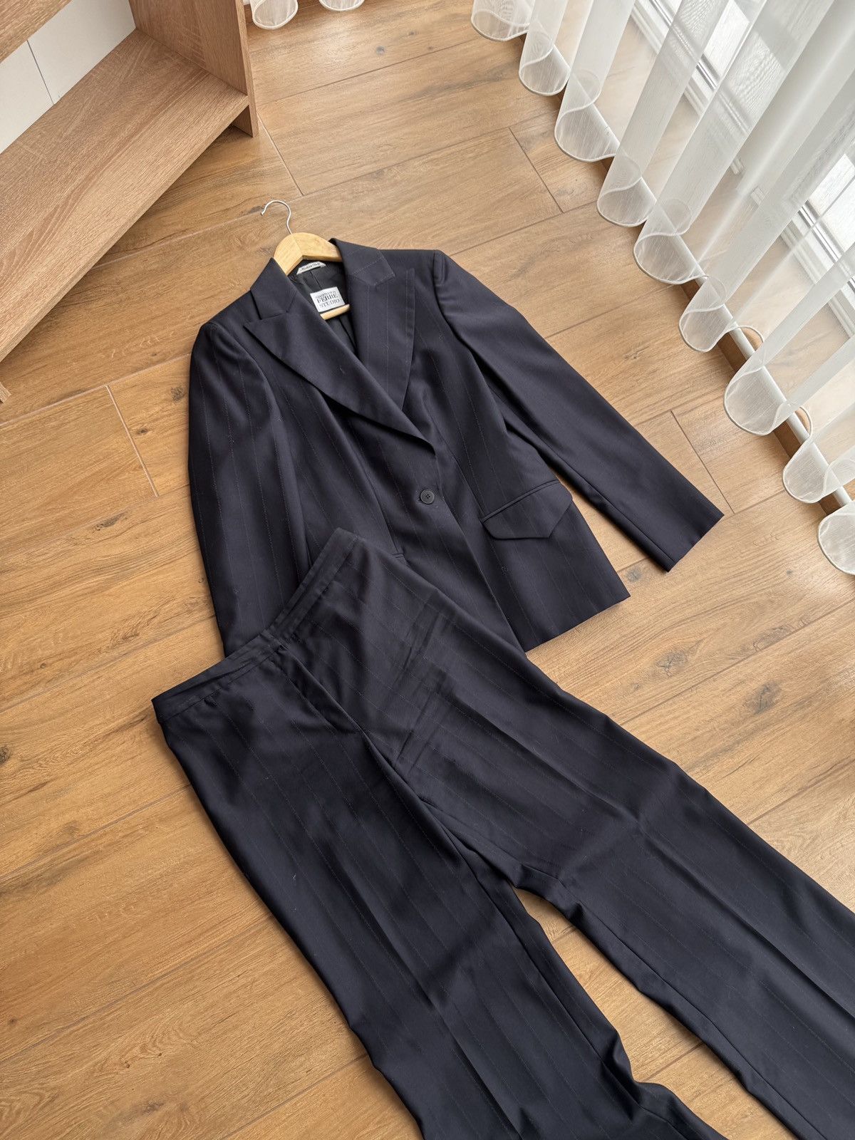 Vintage Vintage Gianfranco Ferre Studio Luxury Pants&Blazer W' Suit Size M / US 6-8 / IT 42-44 - 5 Thumbnail