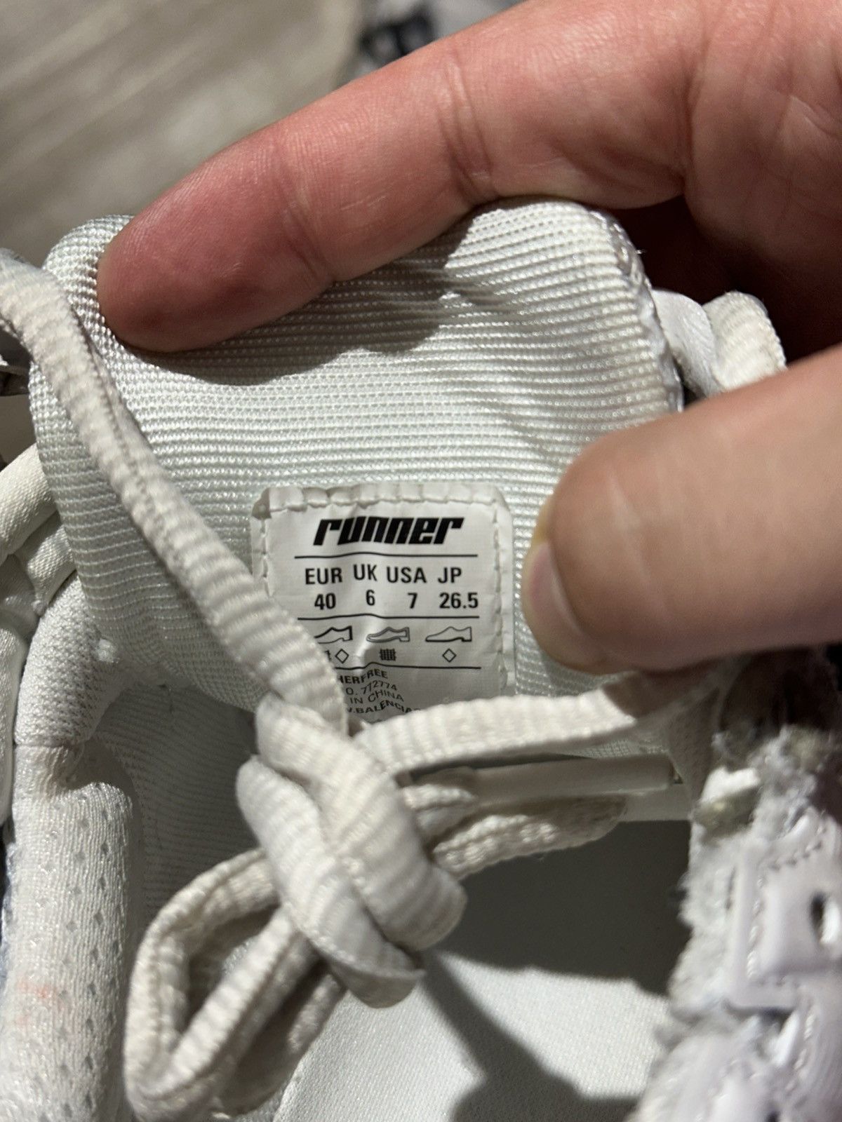 Balenciaga BALENCIAGA RUNNER Size US 7 / EU 40 - 6 Thumbnail