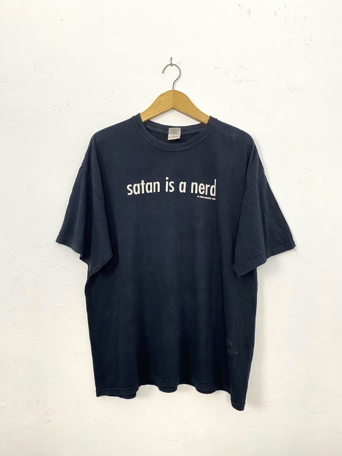 Vintage Vintage "Satan is a nerd" t-shirt Size US XL / EU 56 / 4 - 2 Thumbnail
