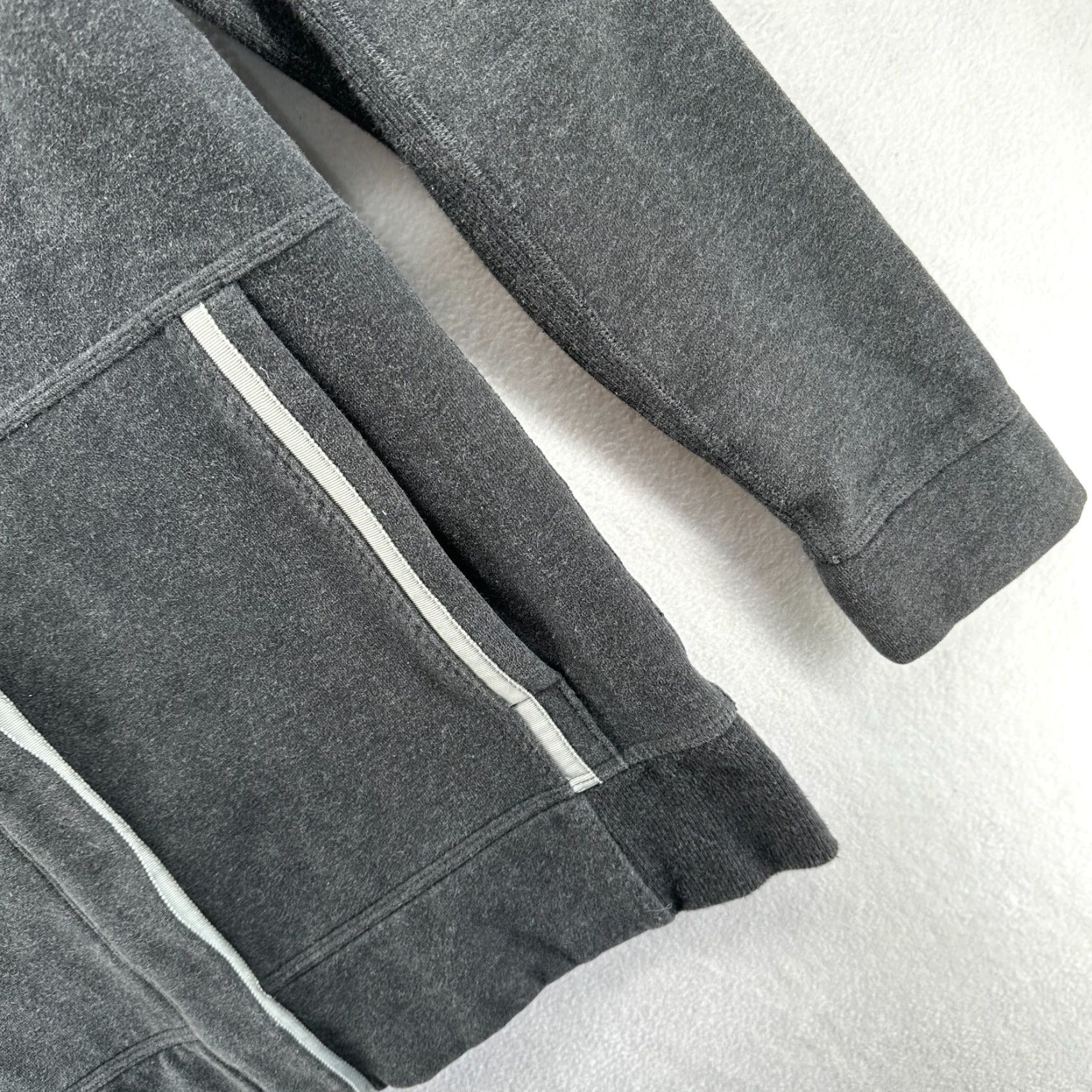 Lululemon Lululemon Yin To My Yang Jacket Cardigan Women’s 6 Black Heathered Soot Sweater Regular Size Women Size M / US 6-8 / IT 42-44 - 7 Thumbnail