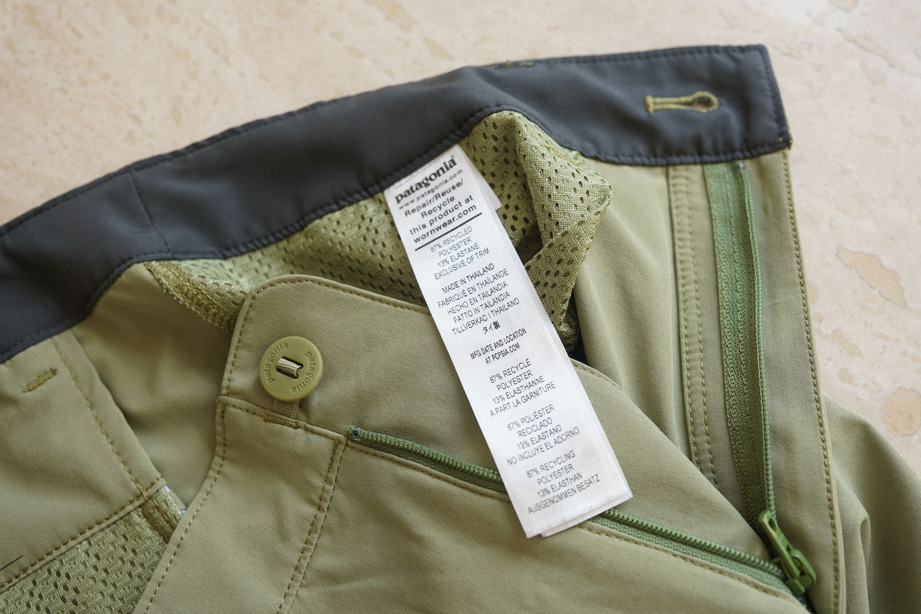 Patagonia Patagonia Green Hydro Series Swimshorts Size US 32 / EU 48 - 6 Thumbnail