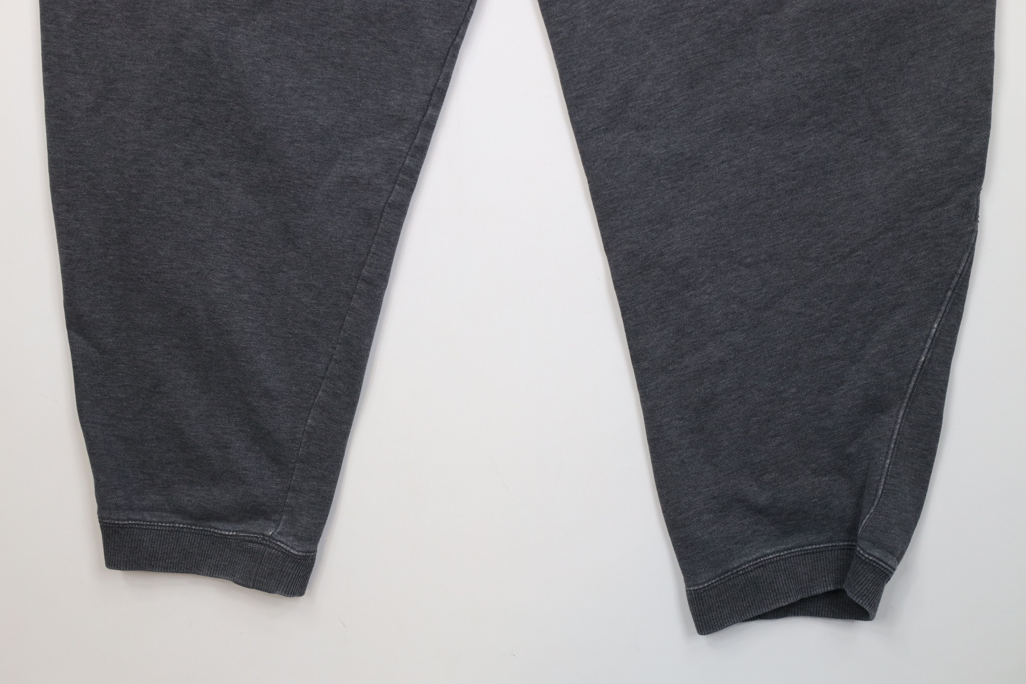 Reebok Vintage 90s Reebok Spell Out Sweatpants Joggers Pants Gray Size US 38 / EU 54 - 13 Thumbnail