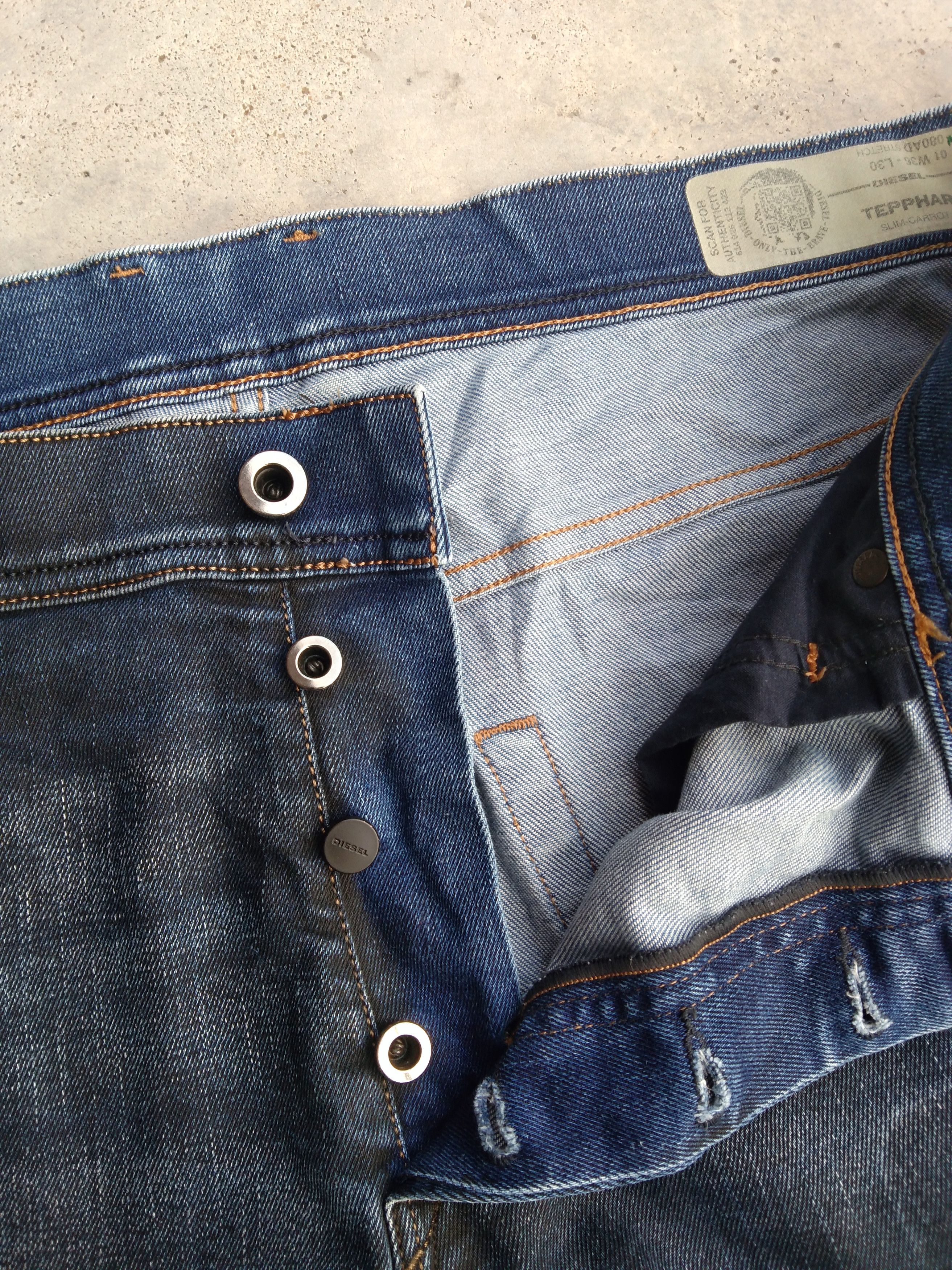 Diesel Vintage Diesel 'TEPPHAR' Denim Blue Distressed Jeans 36x31 Size US 36 / EU 52 - 8 Thumbnail