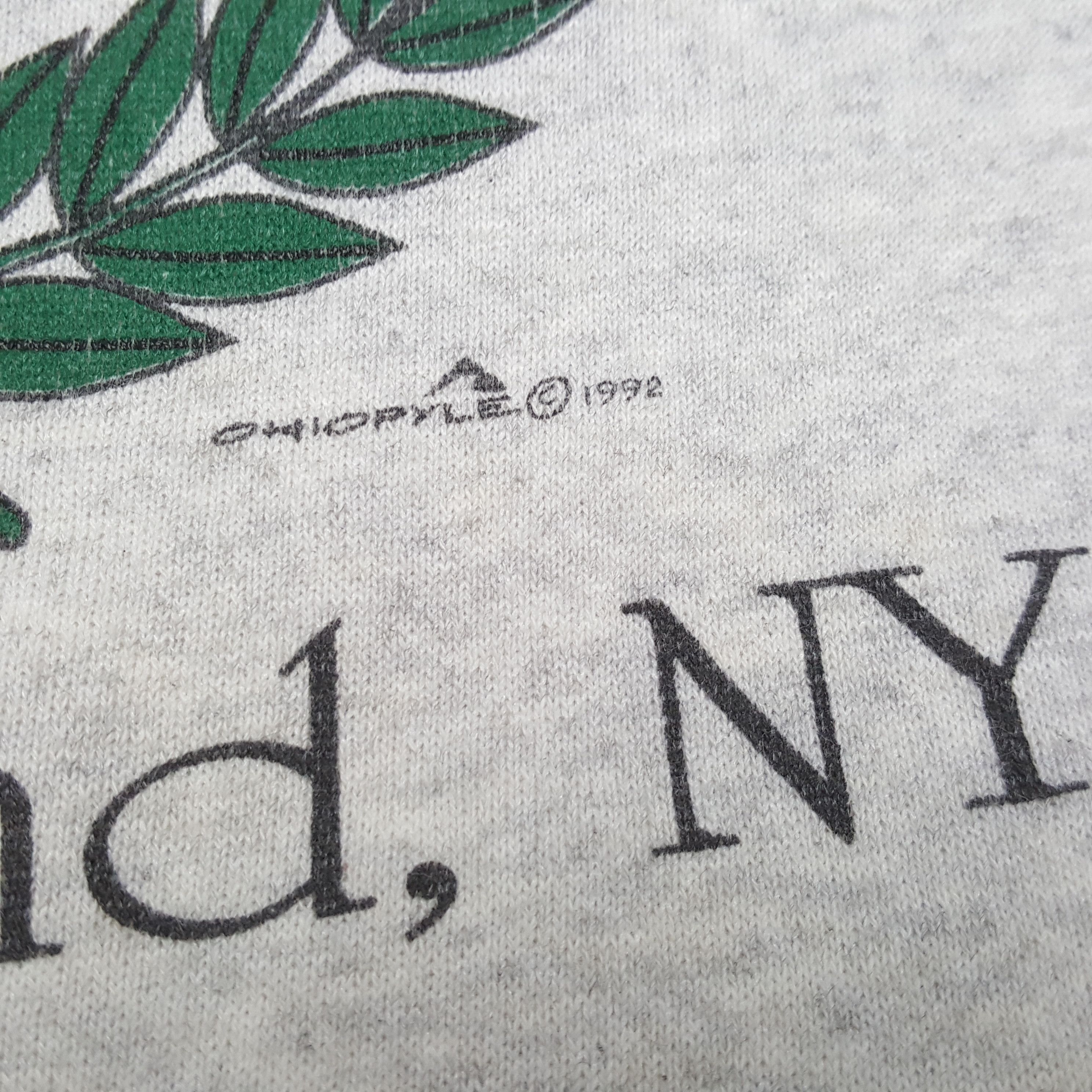 Vintage MASSAPEQUA NEW YORK Streetwear Vintage Sweatshirt Size US L / EU 52-54 / 3 - 7 Thumbnail