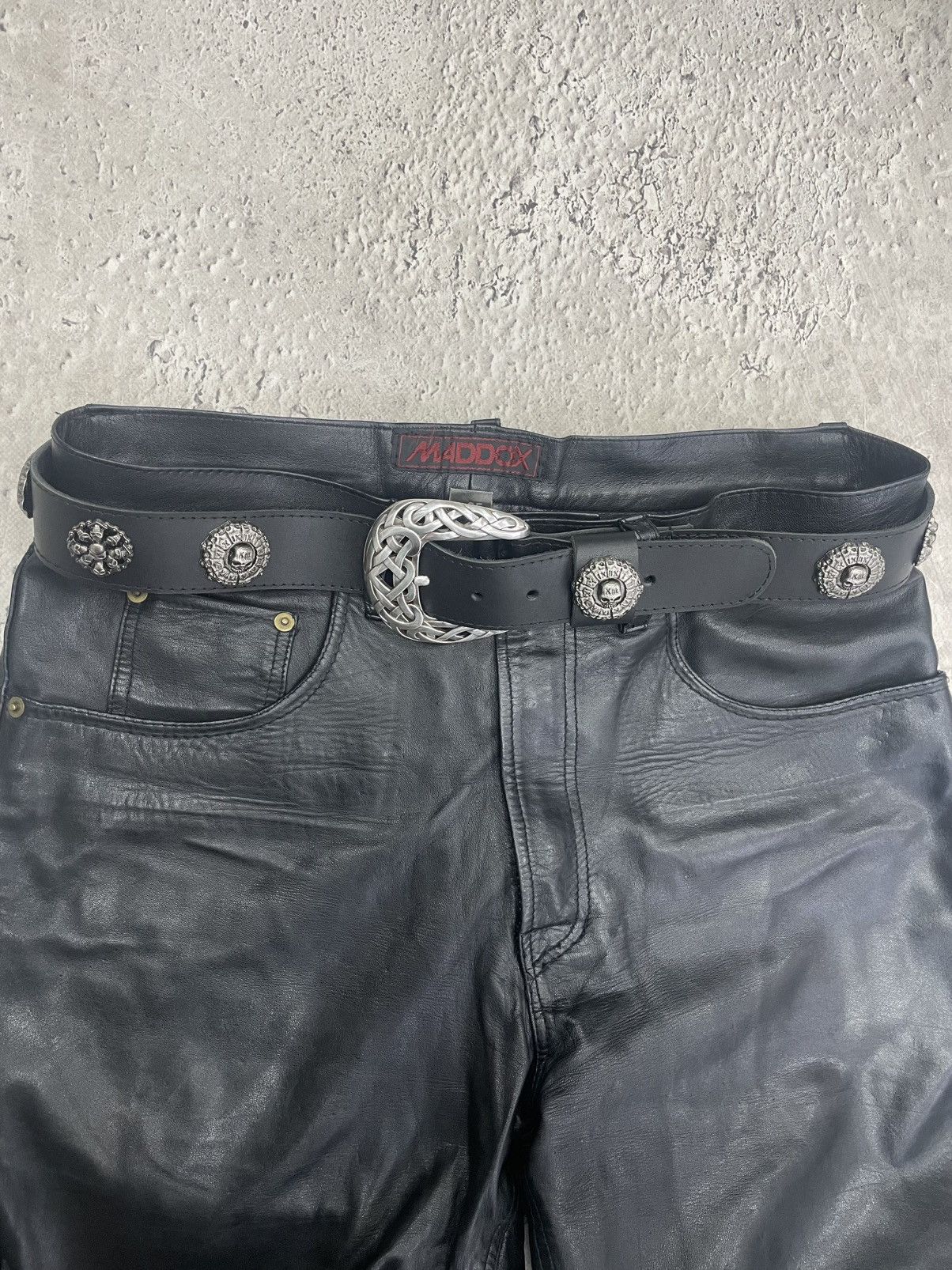 Japanese Brand Vintage Belts Y2K Rhinestones Punk leather belt Japanese Size ONE SIZE - 1 Thumbnail