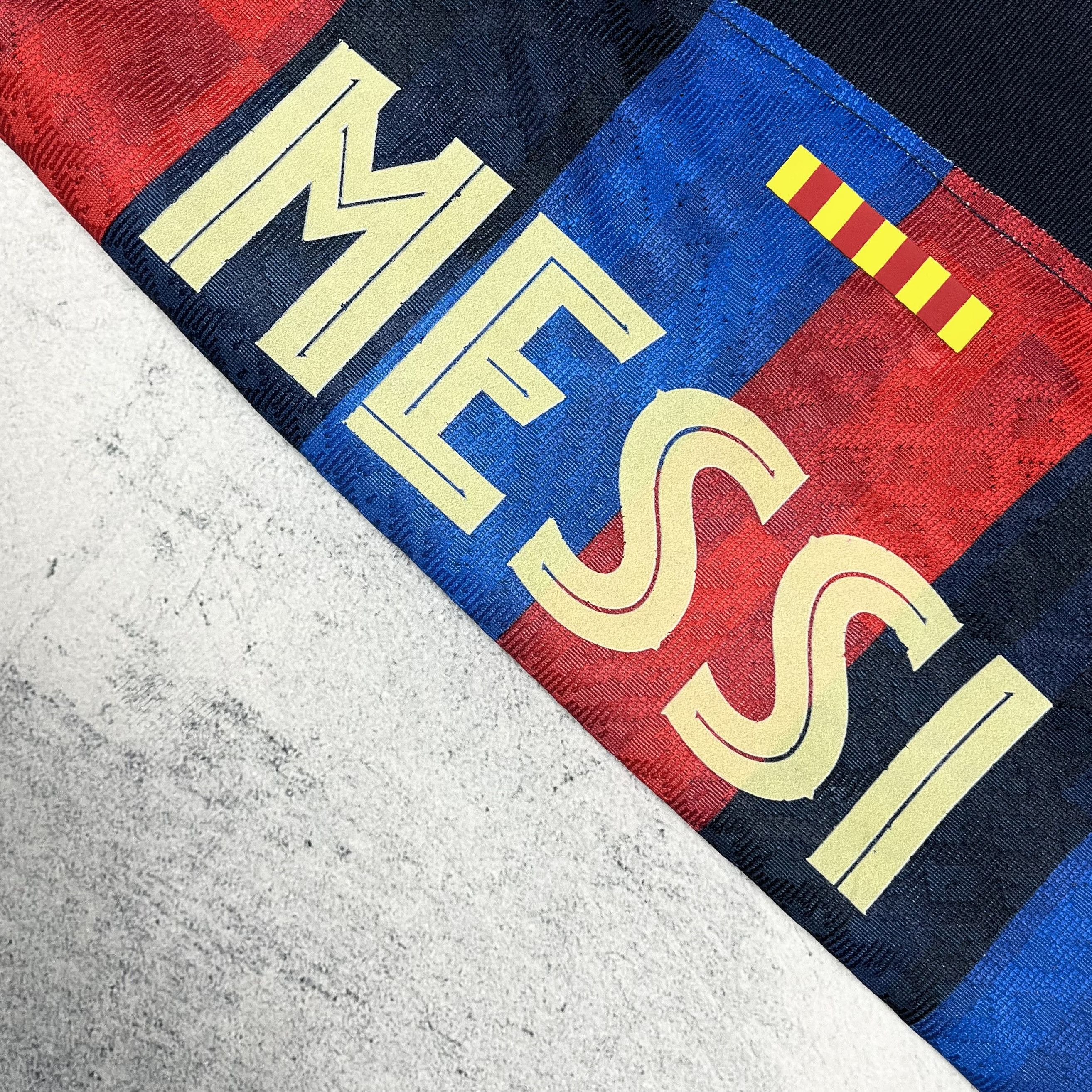 Nike Nike FC Barcelona Messi #10 Home Soccer Jersey Shirt 2022/23 Size US M / EU 48-50 / 2 - 10 Thumbnail