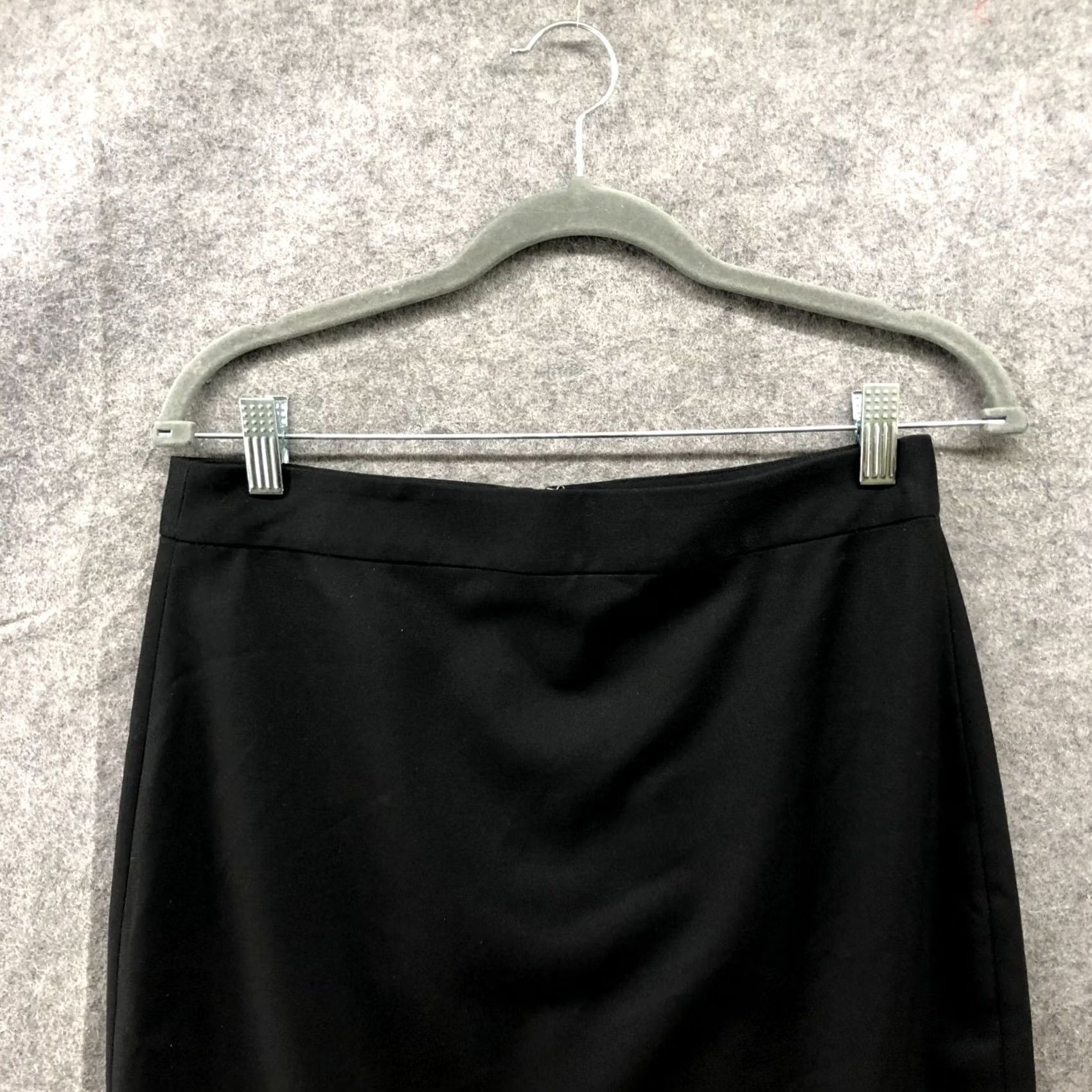 Banana Republic Banana Republic Pencil Skirt Womens 4 Black Back Slit Career Workwear Polyester Blend Zipper Knee Length Vintage No Size 27" / US 4 / IT 40 - 3 Thumbnail