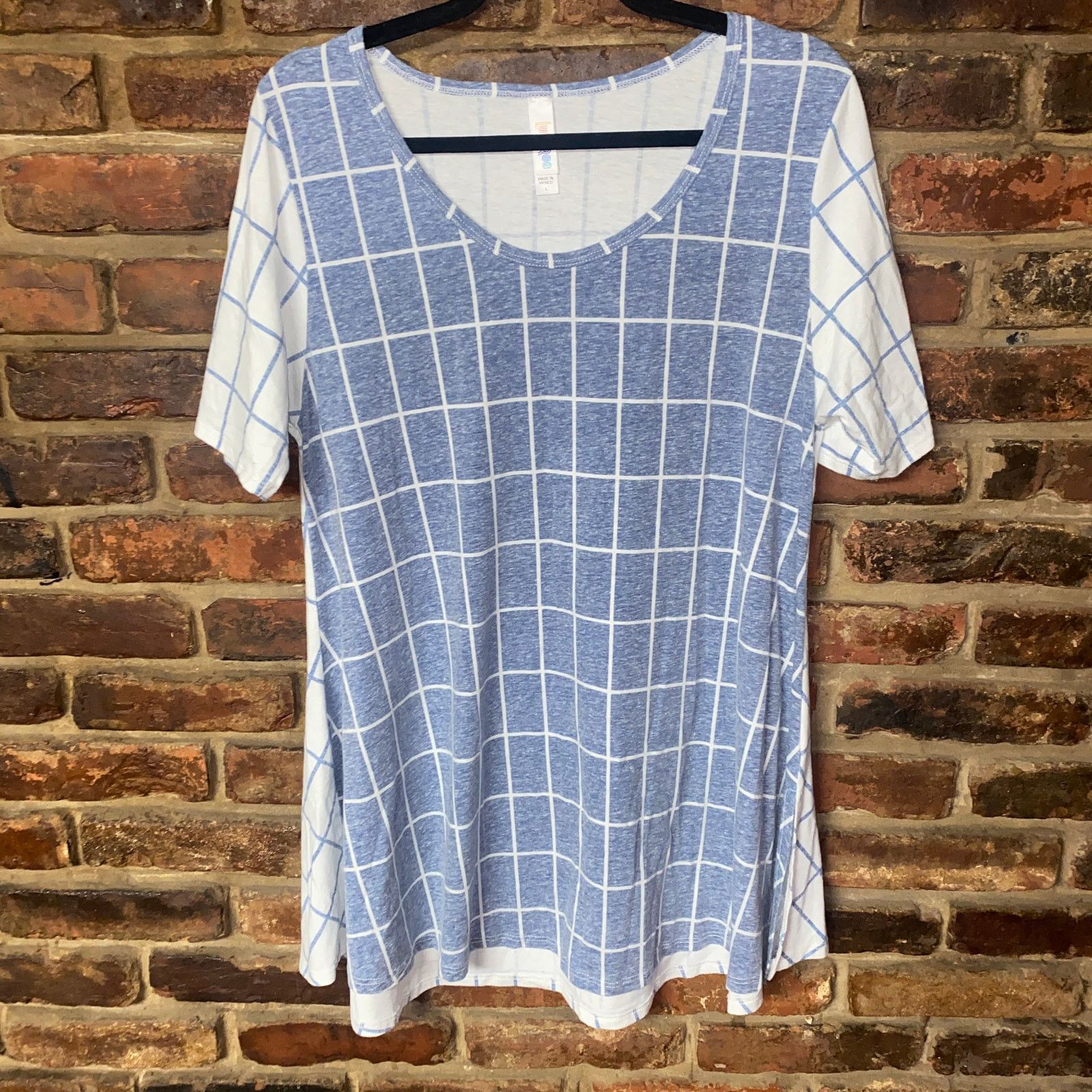 Other LulaRoe White Blue Windowpane Plaid Short Sleeve Top Large Size L / US 10 / IT 46 - 1 Thumbnail