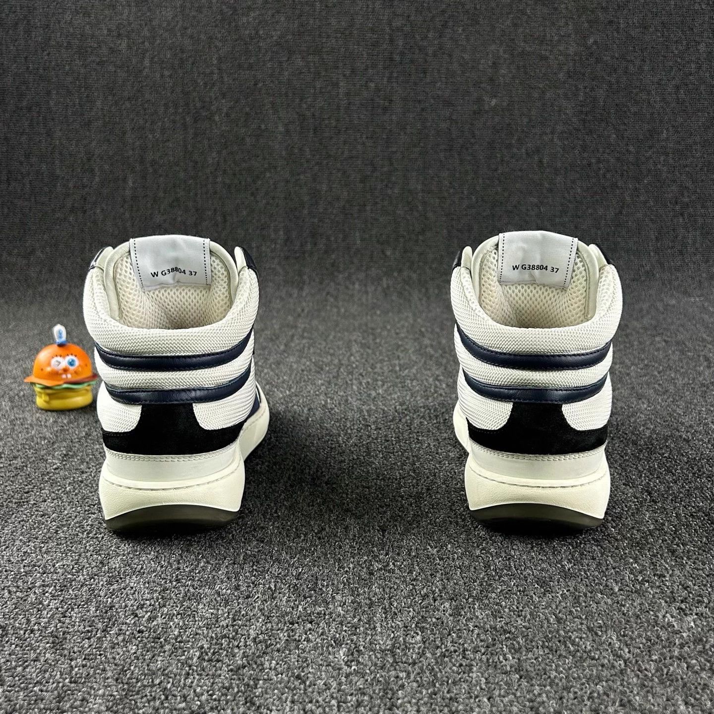 Chanel Chanel Blue White Classic CC Casual Sneakers Size US 6 / IT 36 - 5 Thumbnail