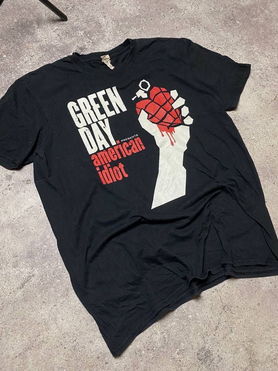 Band Tees × Gildan × Vintage Vintage Green Day American Idiot Black T-Shirt Size XL Size US XL / EU 56 / 4 - 3 Thumbnail