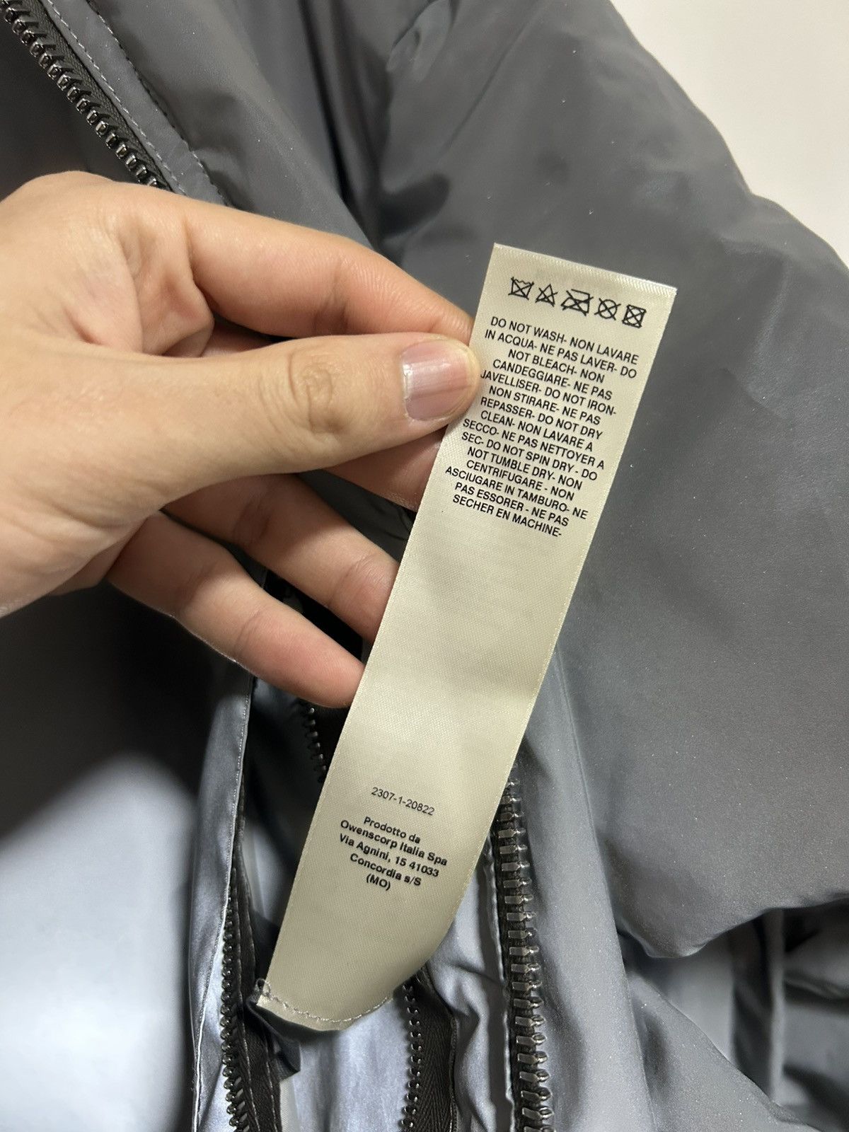 Rick Owens 48 Runway Gauntlet Puffer Bomber Reflex FW22 STROBE Size US M / EU 48-50 / 2 - 6 Thumbnail