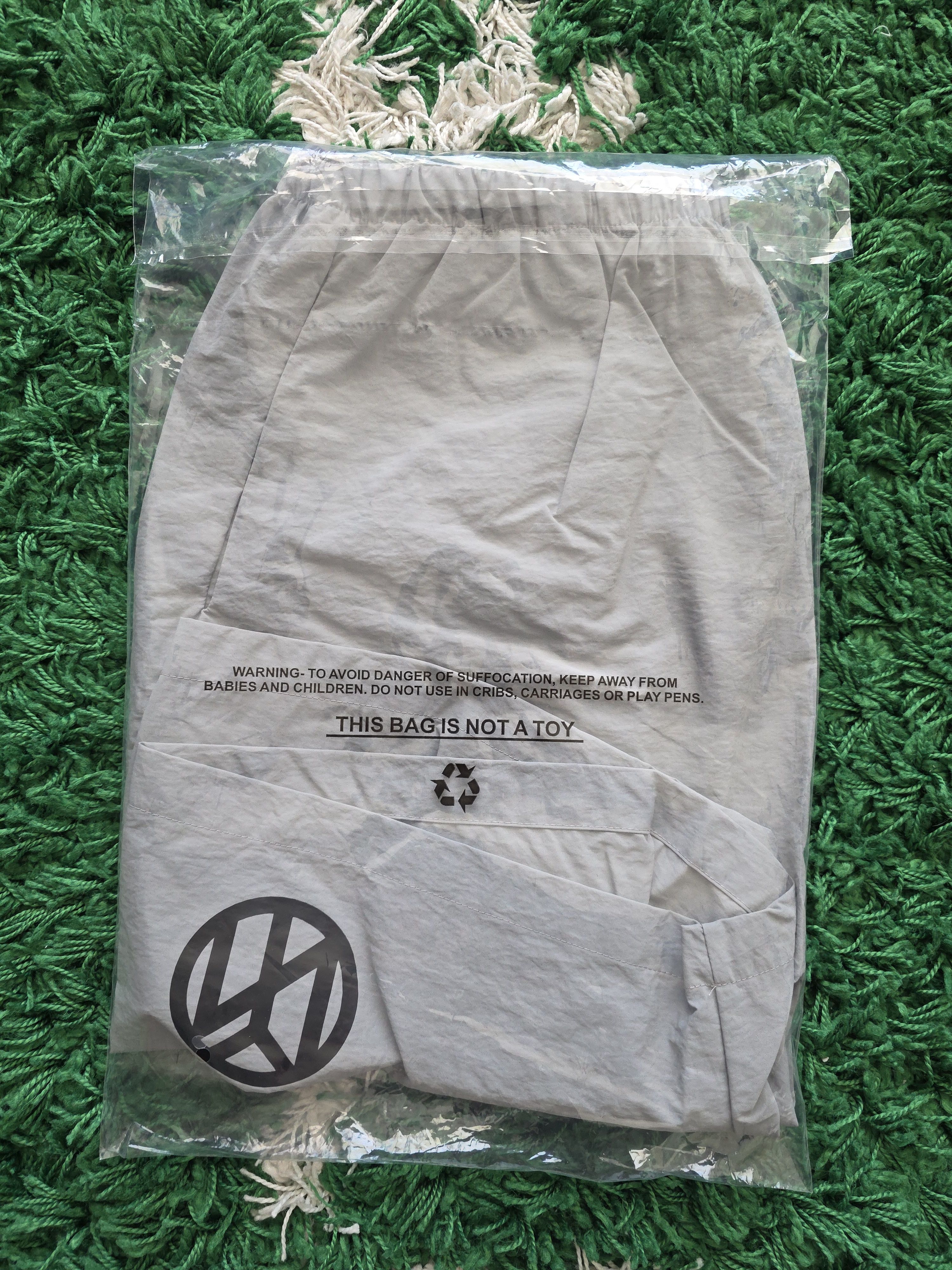 Gosha Rubchinskiy × Yeezy Yeezy x Gosha SH-01 Shorts Grey Size US 30 / EU 46 - 1 Thumbnail