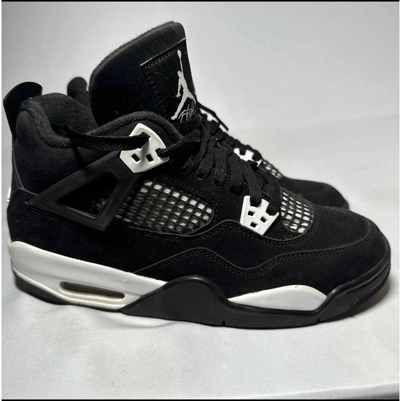 Jordan Brand × Nike Size 7 Nike Air Jordan 4 Retro GS White Thunder Men's Shoes Size US 7 / EU 40 - 1 Thumbnail