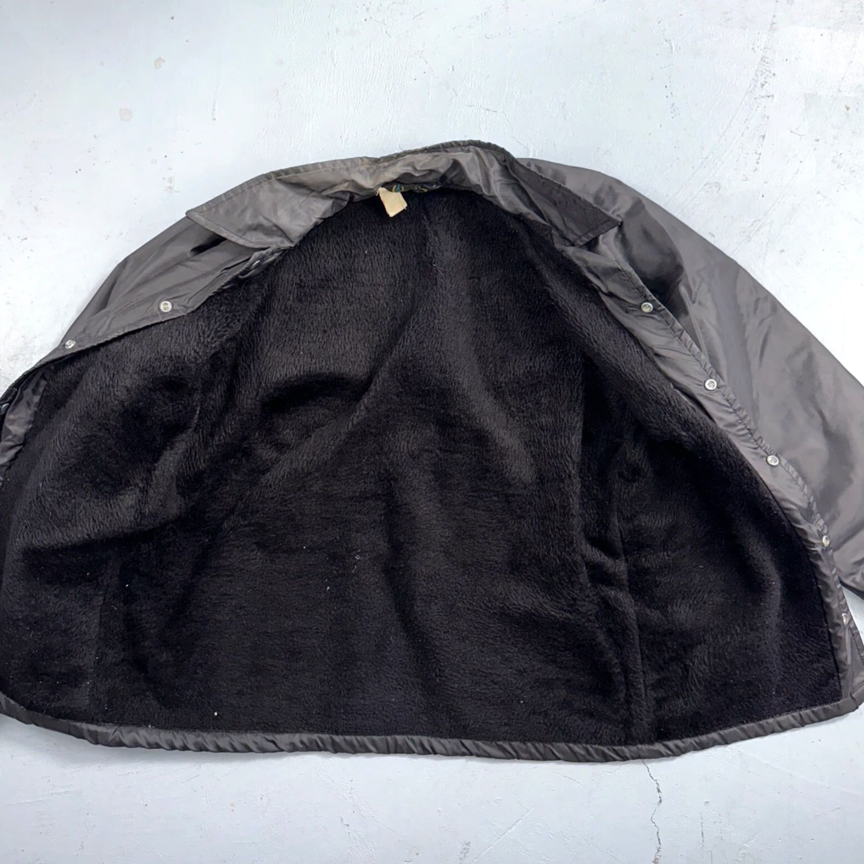Champion VINTAGE Champion Windbreaker Jacket Black 70s Button Nylon Lined Pockets Men S Regular Size US S / EU 44-46 / 1 - 3 Thumbnail