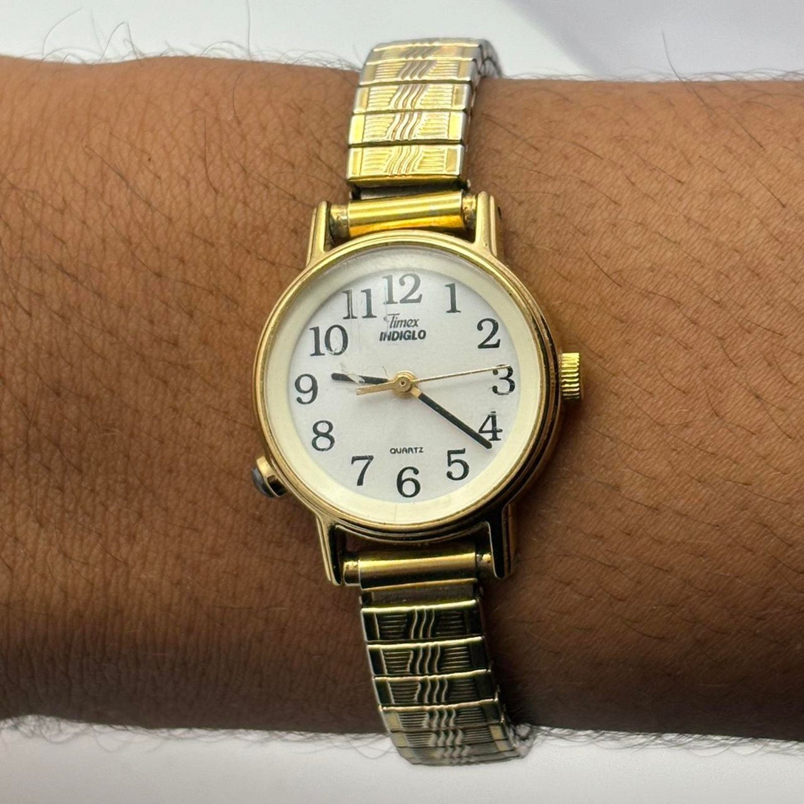 Timex Vintage gold timex watch Size ONE SIZE - 2 Thumbnail