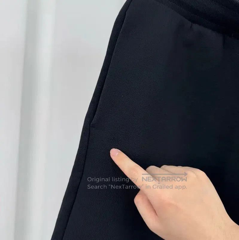 AMI AMI Black Cotton Embroidered Logo Summer Shorts . Size US 26 / EU 42 - 5 Thumbnail
