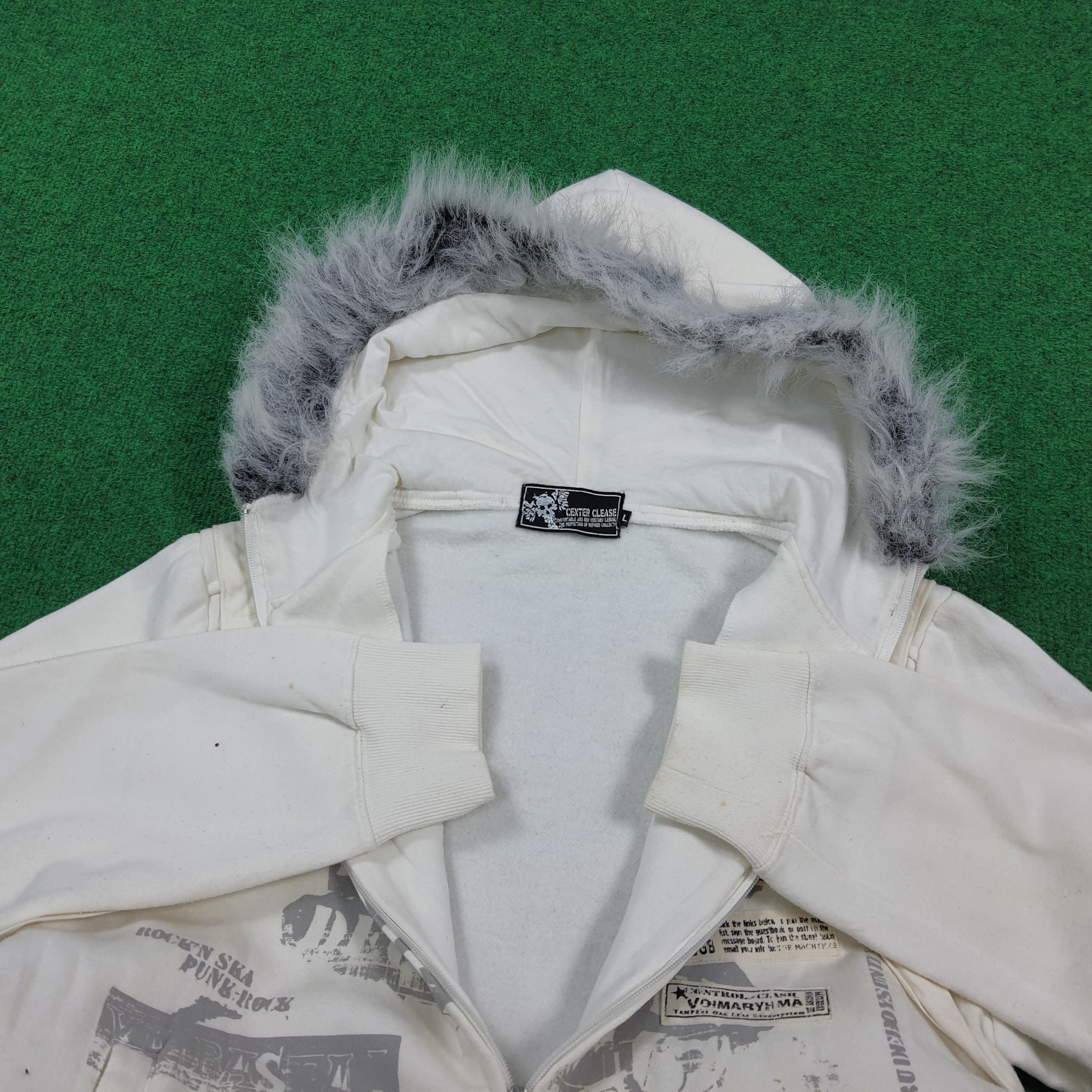 Vintage Vintage Center Clease Cyber Grunge Hoodie Fur Hood C307N16 Size US S / EU 44-46 / 1 - 4 Thumbnail