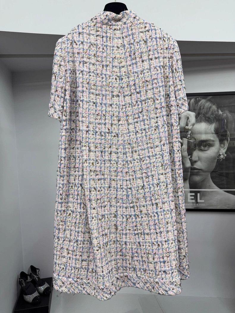 Chanel Chanel Cruise series pink and white tweed knitted dress Size XS / US 0-2 / IT 36-38 - 3 Thumbnail