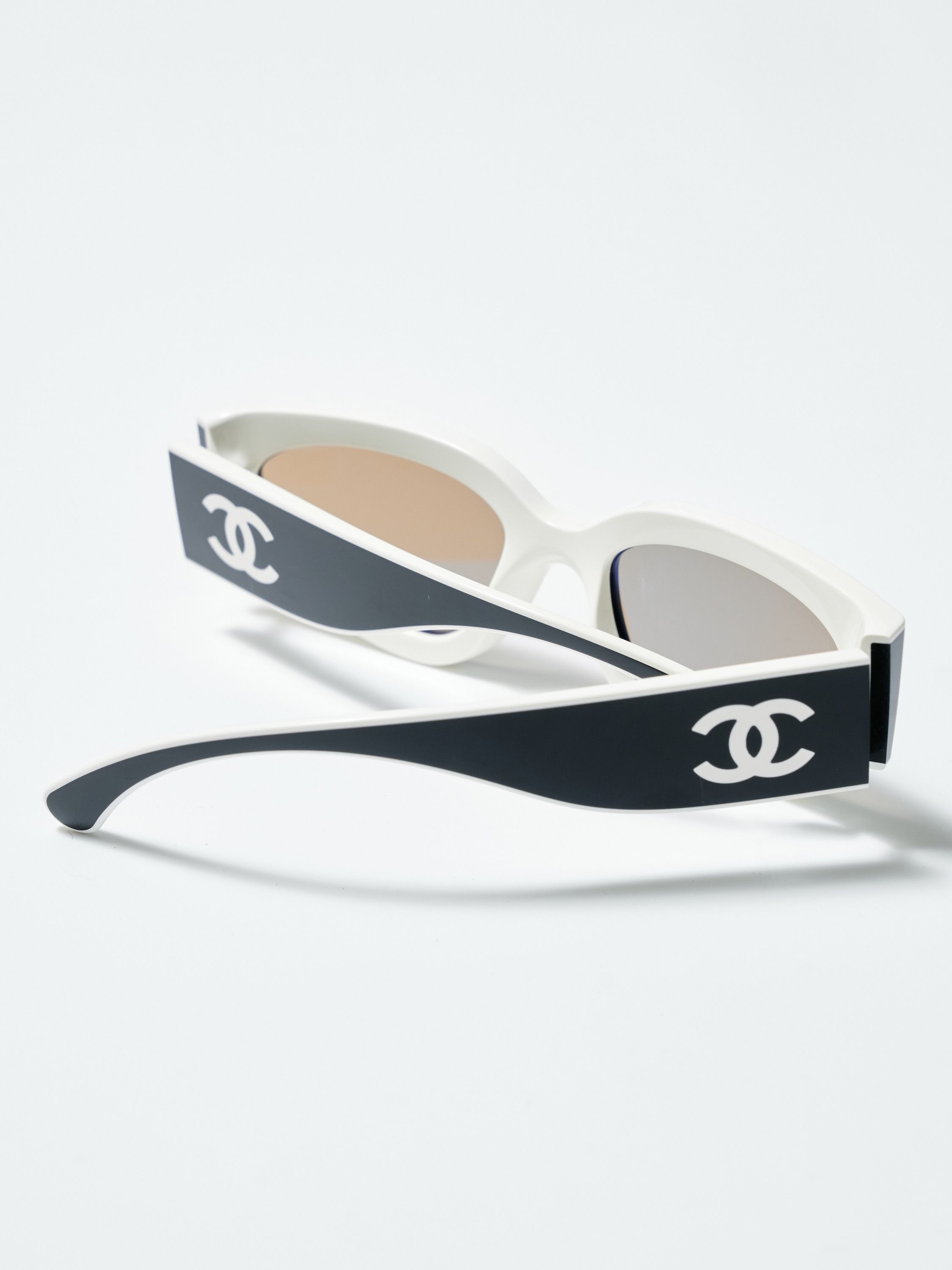 Chanel CHANEL OCH6056 C1656/53 Sunglasses BLACK Size ONE SIZE - 7 Thumbnail