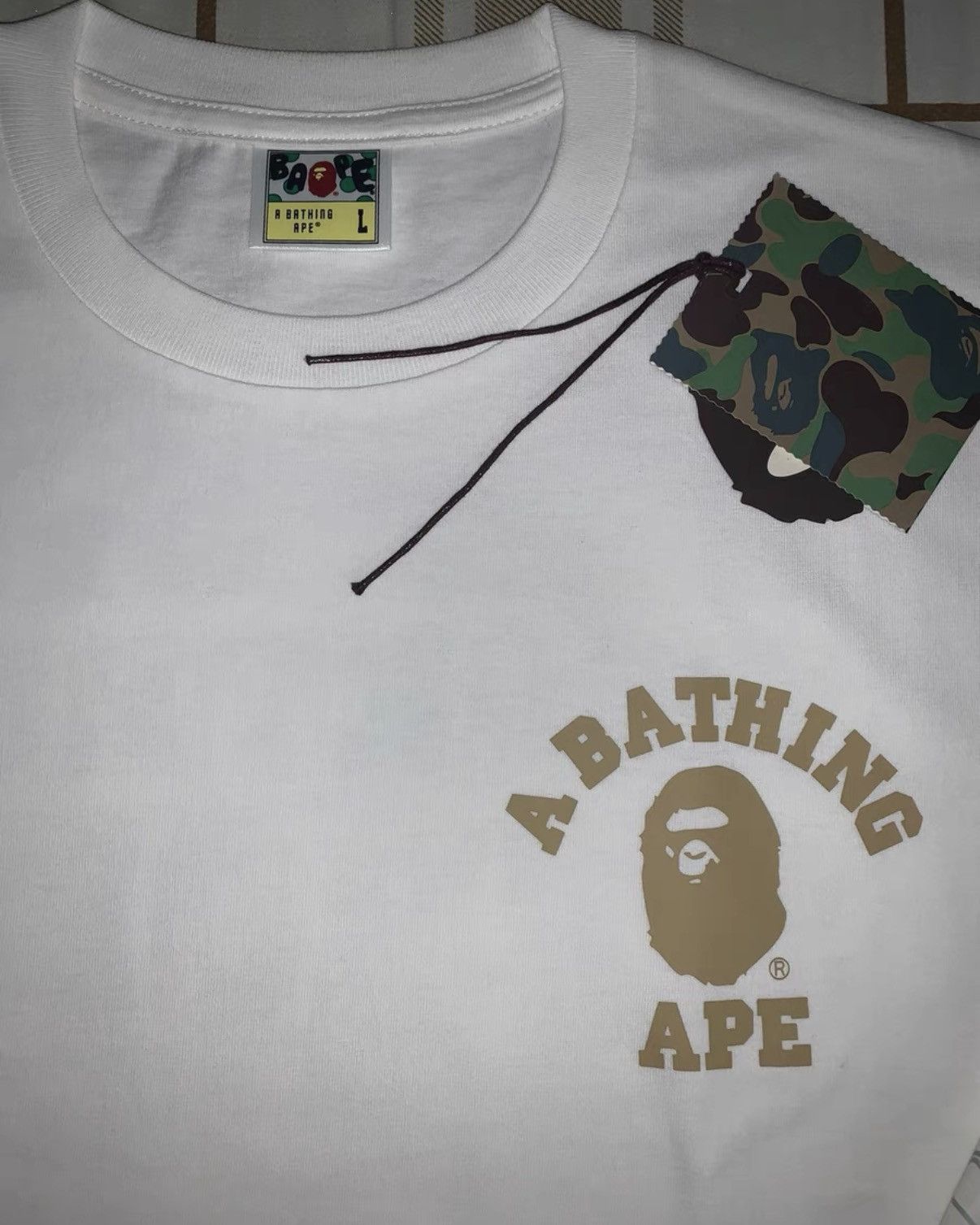Bape BAPE OG Nigo era white short-sleeve tee Size US L / EU 52-54 / 3 - 2 Thumbnail