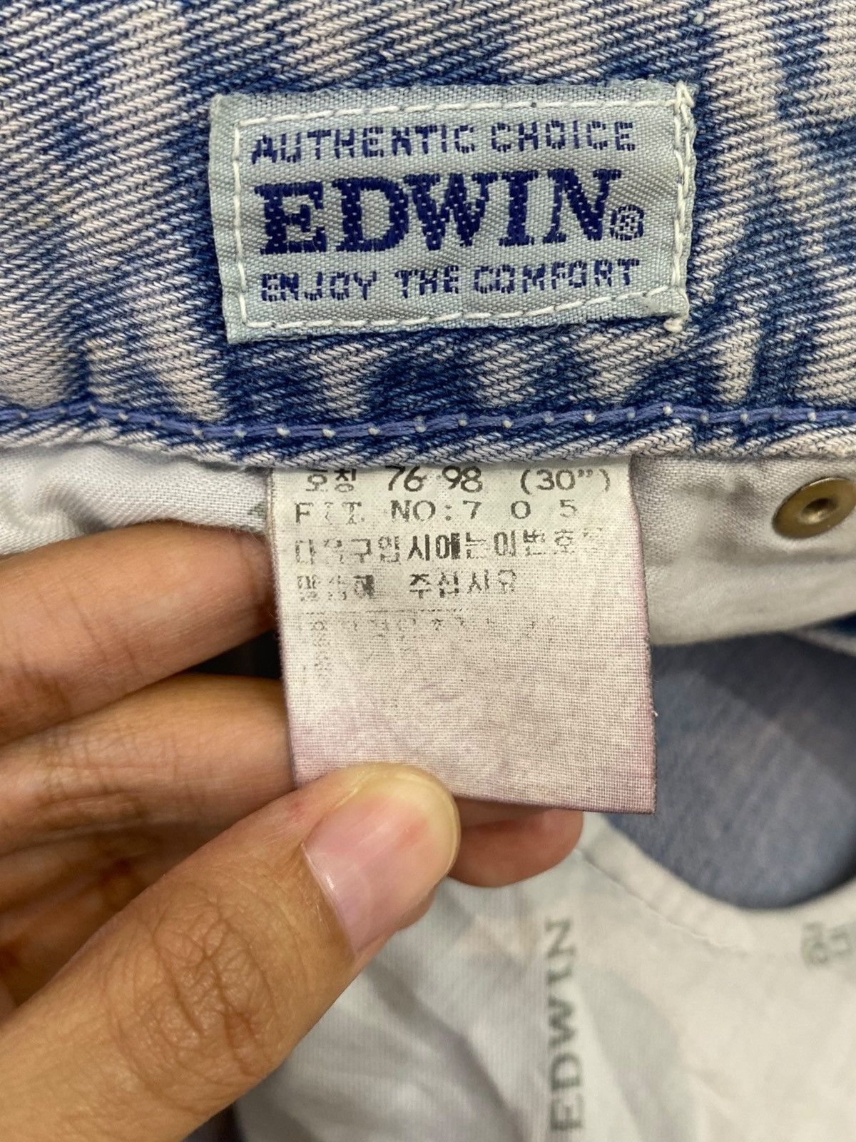 Edwin Vintage Edwin Light Wash Style Loose Jeans Size US 30 / EU 46 - 10 Thumbnail