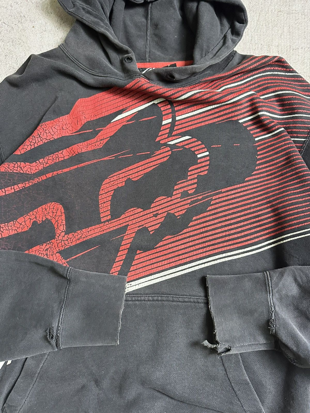 Fox Racing × Vintage Vintage Fox Racing Big Logo Pullover Hoodie Thrashed Size US L / EU 52-54 / 3 - 9 Thumbnail