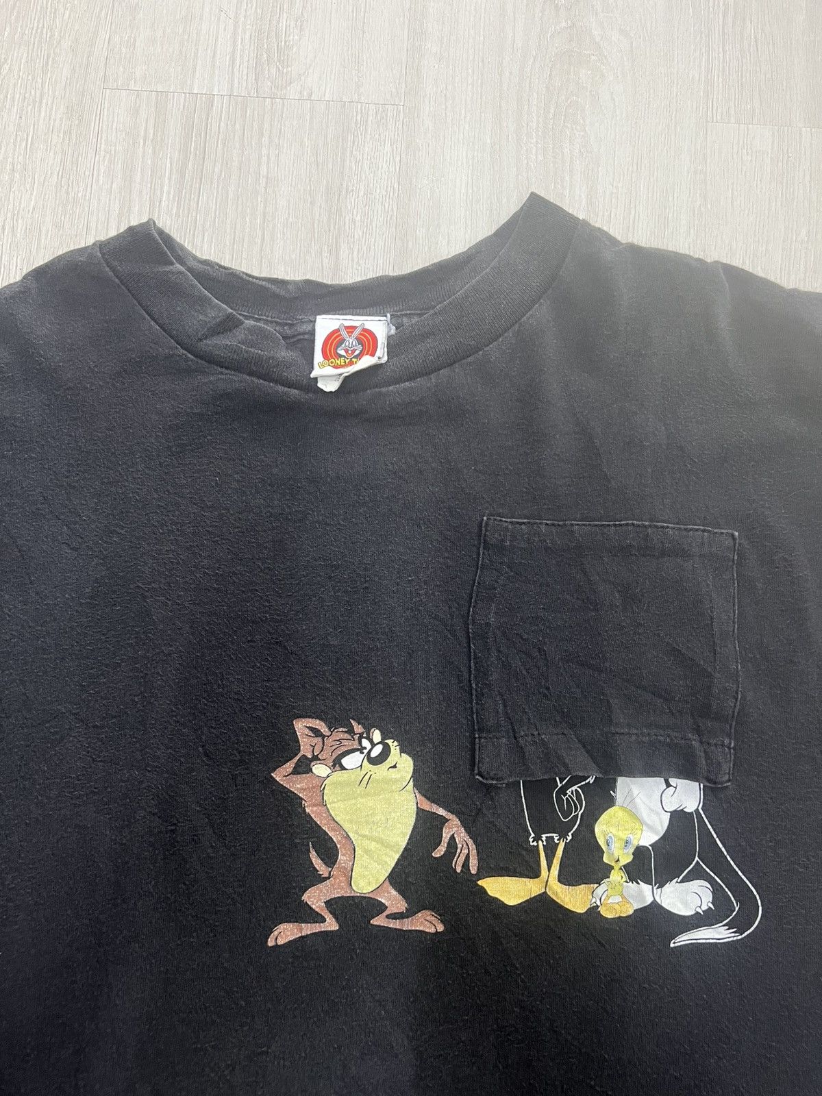 Cartoon Network Vintage 1997 Looney Tunes Upside-Down Pocket Size US XL / EU 56 / 4 - 2 Thumbnail