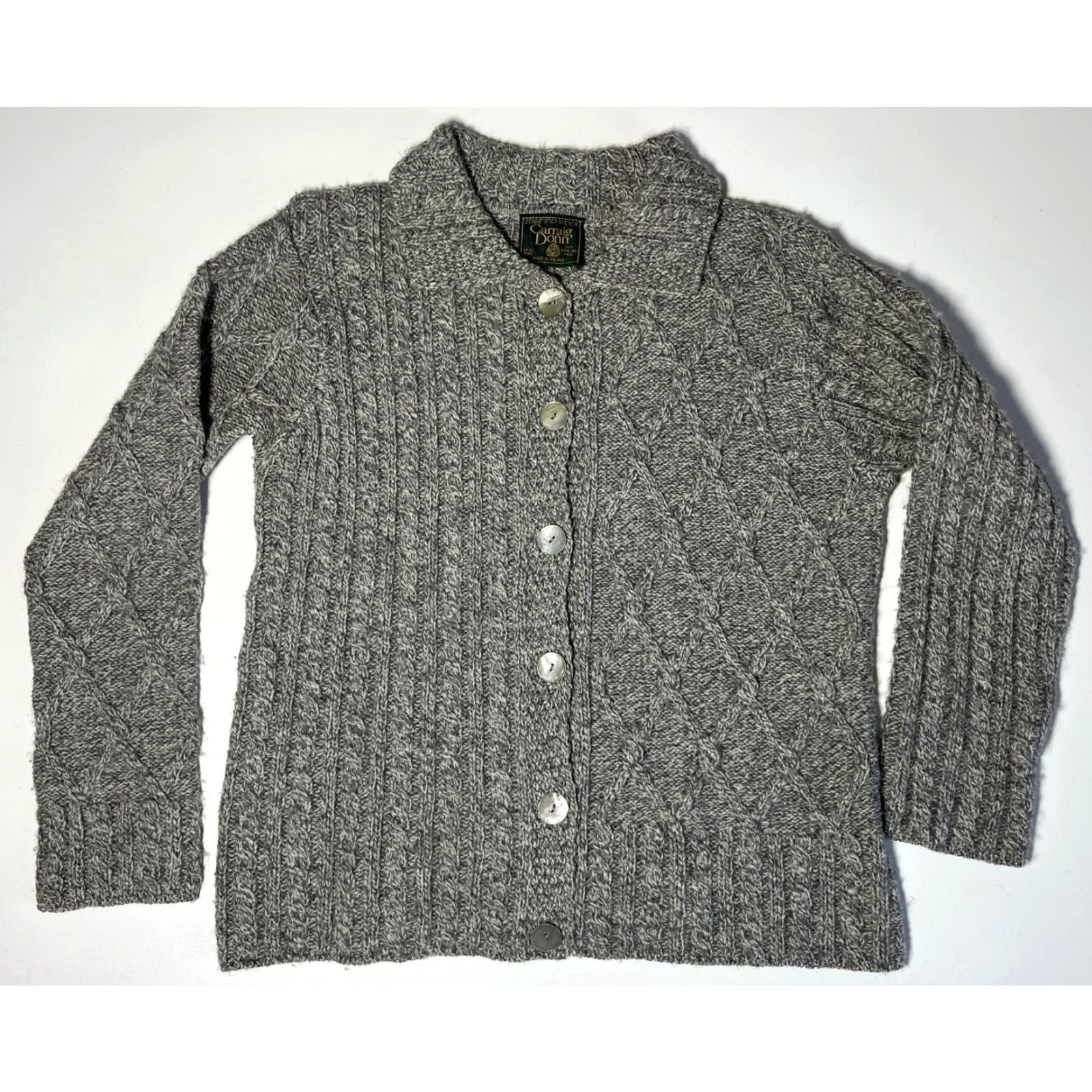 Vintage Carraig Donn Cardigan Sweater Women’s Merino Wool Gray Sz M Crew Neck Long Sleeve Knit Vintage Cardigan Womens Size M / US 6-8 / IT 42-44 - 4 Thumbnail
