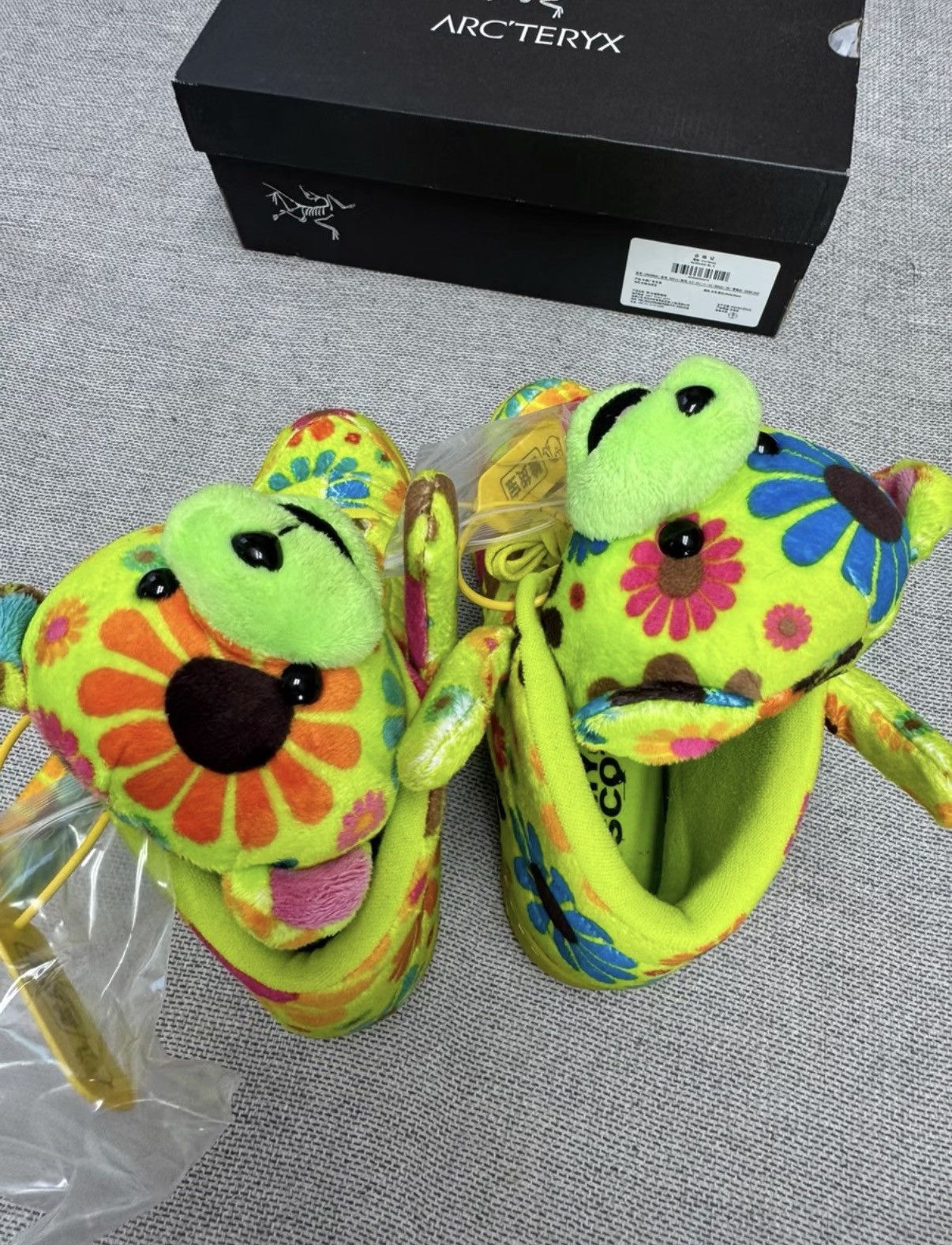 Adidas Adidas Jeremy Scott JS Wings Bear Floral Camo G61076 K37 Size US 7 / EU 40 - 5 Thumbnail