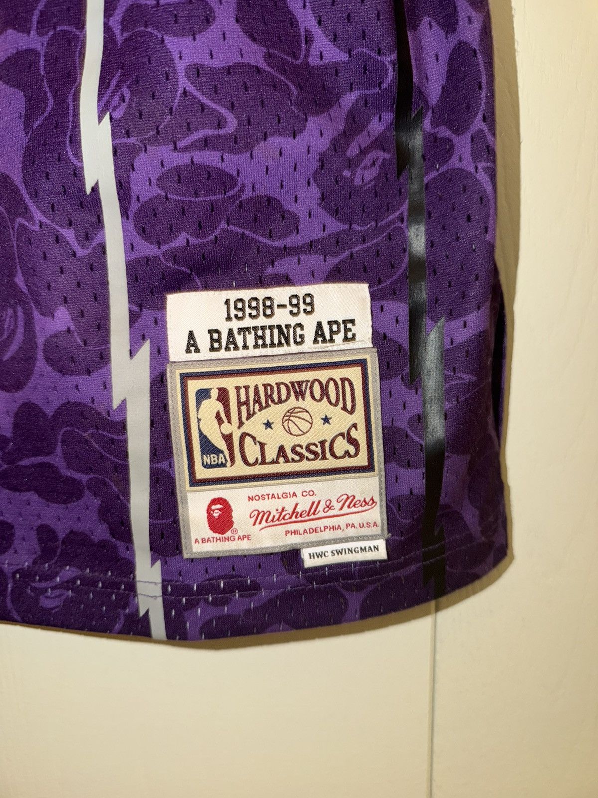 Bape × Mitchell & Ness Bape x Mitchell Ness Toronto Raptors Jersey Size US M / EU 48-50 / 2 - 3 Thumbnail