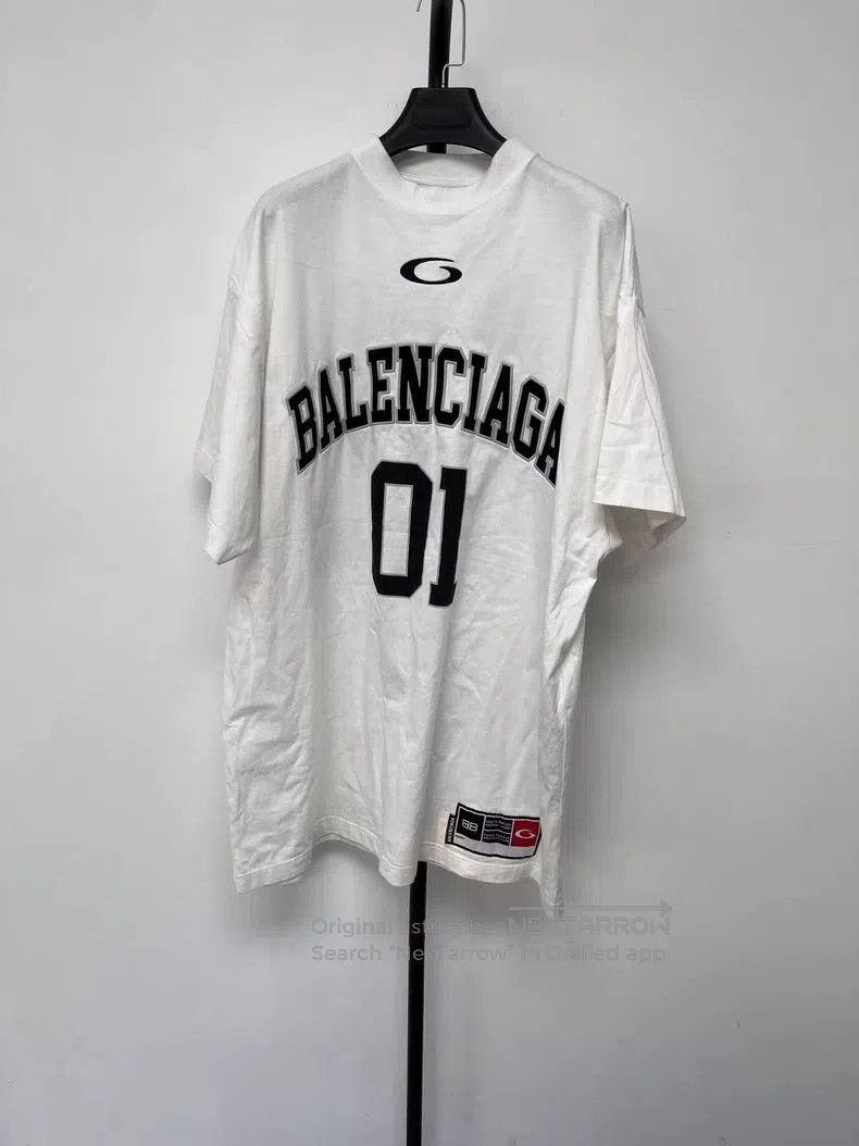 Balenciaga Balenciaga Loose Fit Short Sleeve T-Shirt Size US M / EU 48-50 / 2 - 1 Thumbnail