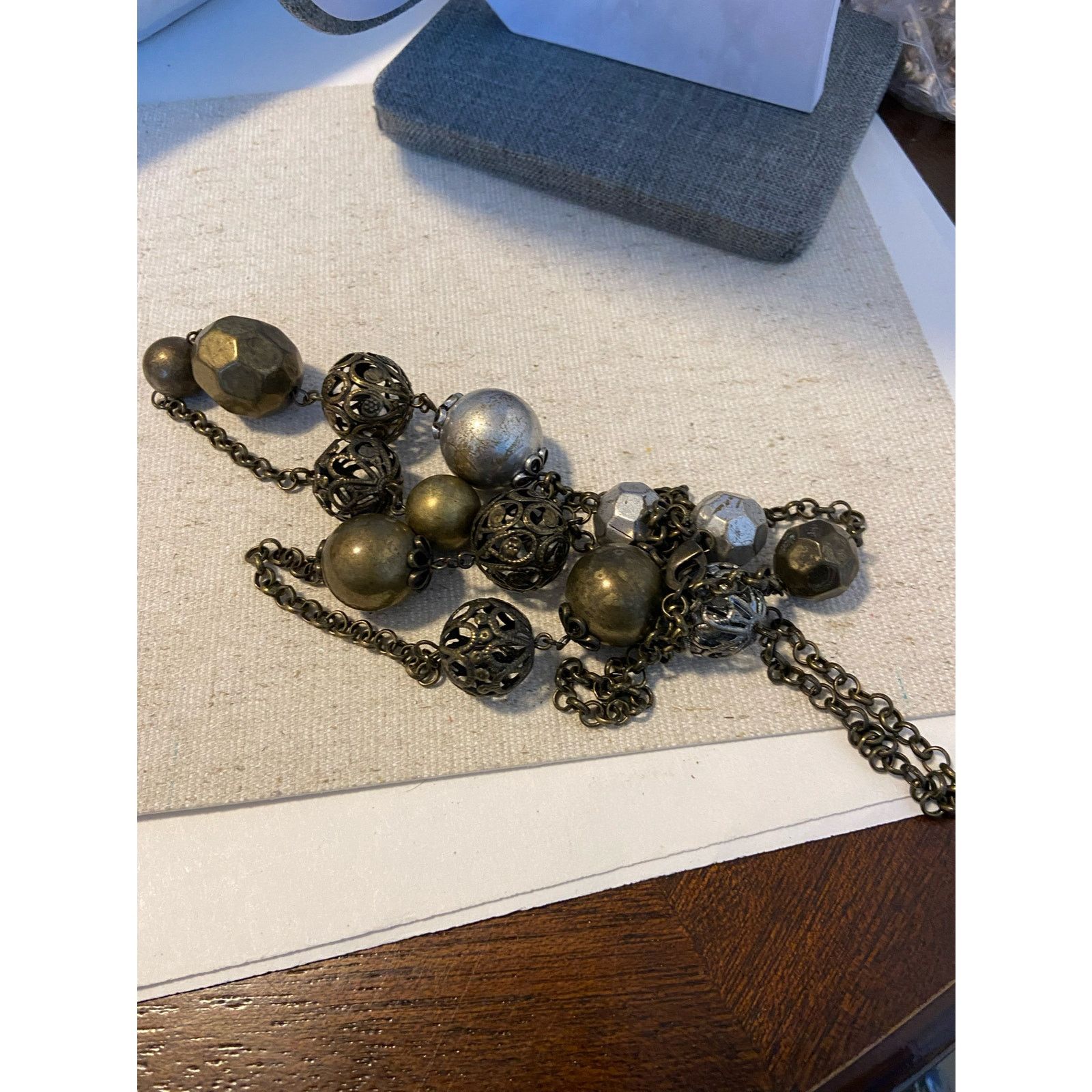 Other Long chain necklace with chunky beads Size ONE SIZE - 4 Thumbnail
