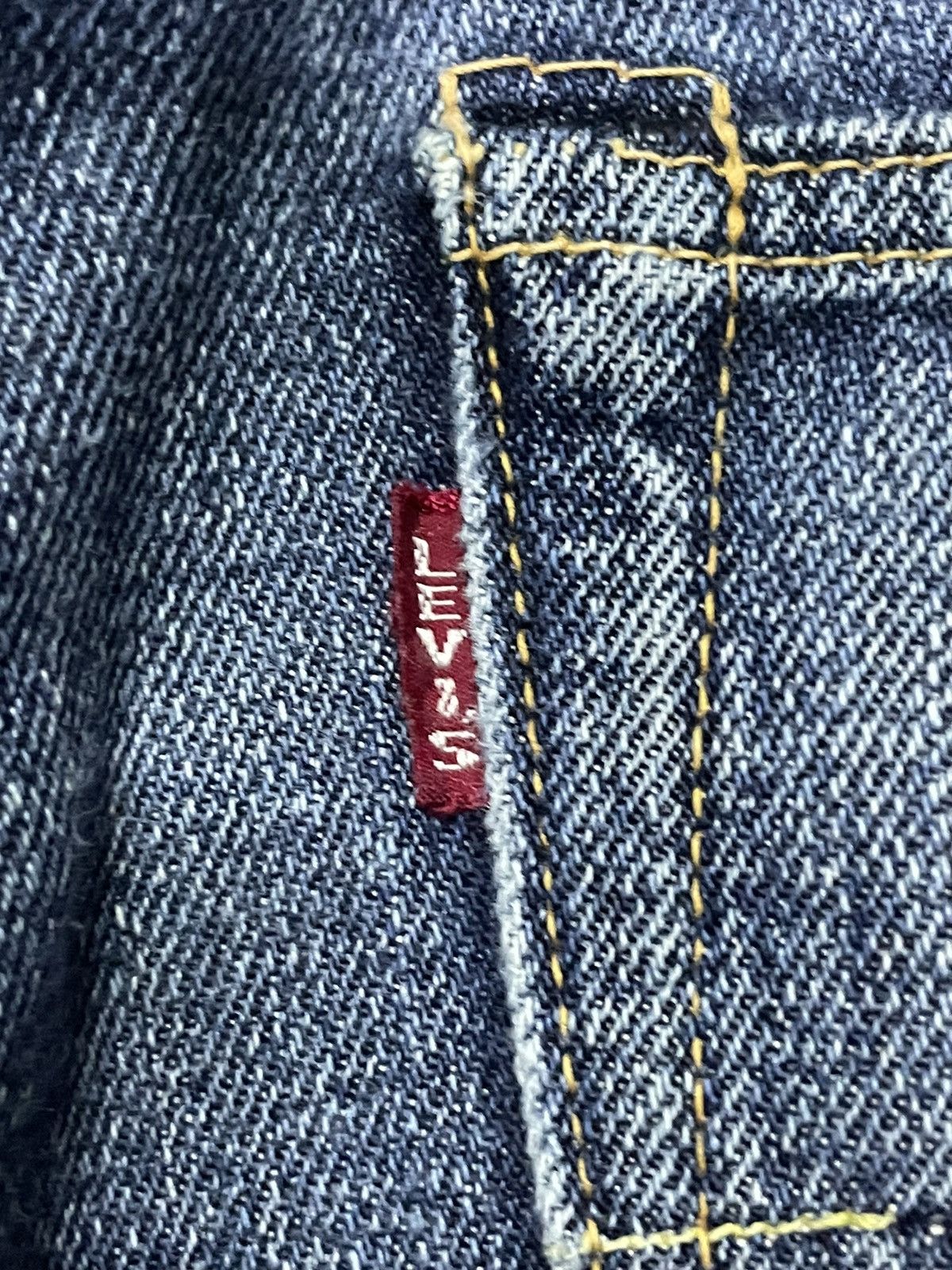 Levi's × Vintage Vintage Levis 505 Big E Selvedge Distressed Jeans Size US 30 / EU 46 - 17 Thumbnail