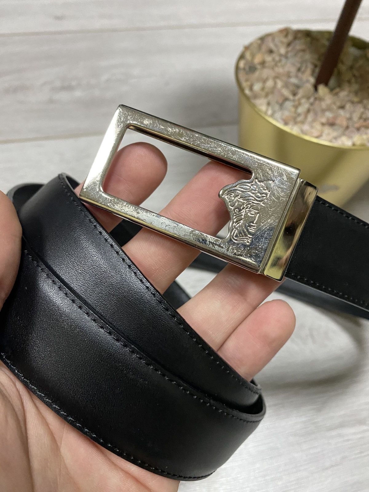 Versace Gianni Versace half medusa logo leather belt vintage Size ONE SIZE - 3 Thumbnail