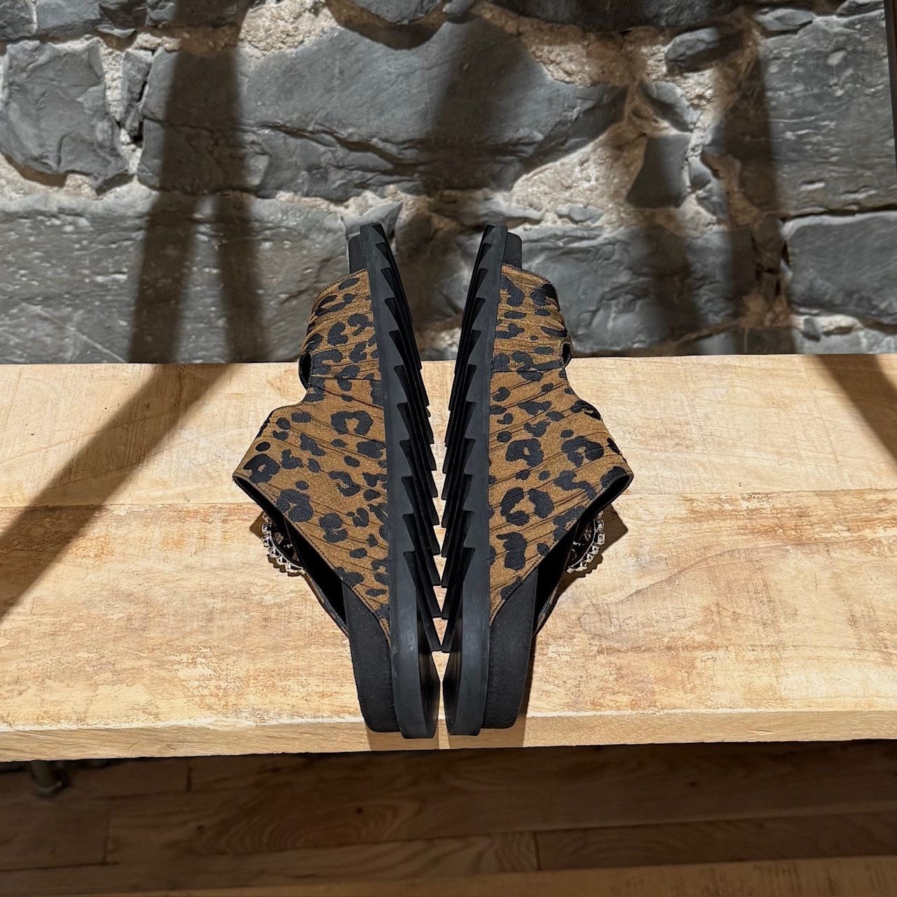 Roger Vivier Roger Vivier Slidy Viv Crystal Buckle Leopard Sandals Size US 9 / IT 39 - 12 Thumbnail