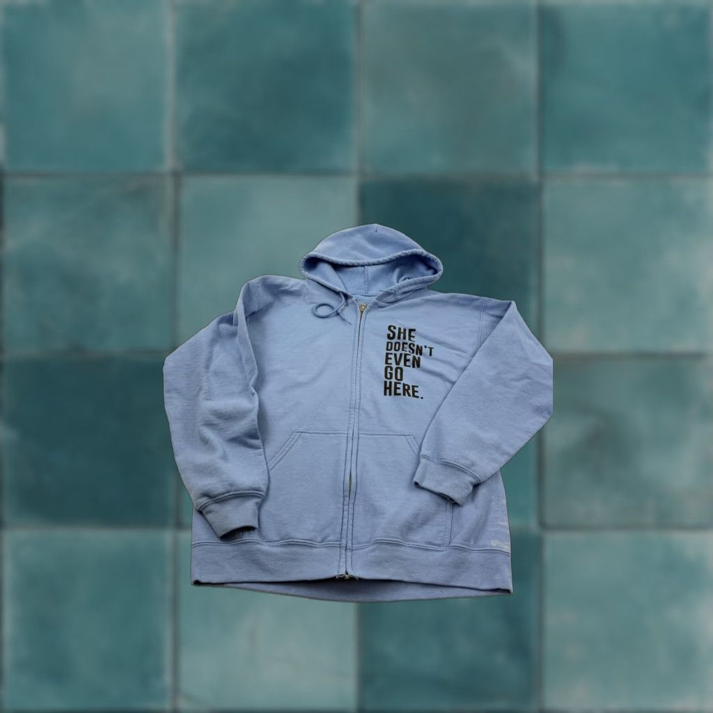 Hereu Mean Girls Hoodie Womens Medium Blue She Doesn't Even Go Here Zip Sweatshirt Movie Size M / US 6-8 / IT 42-44 - 1 Thumbnail