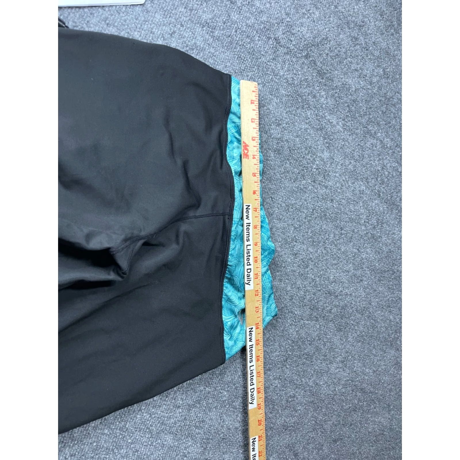 Vintage Bobbie Brooks Capris Pants Womens 28 x 18 Black Blue Stretch Athletic Pants Size 28" / US 6 / IT 42 - 3 Thumbnail