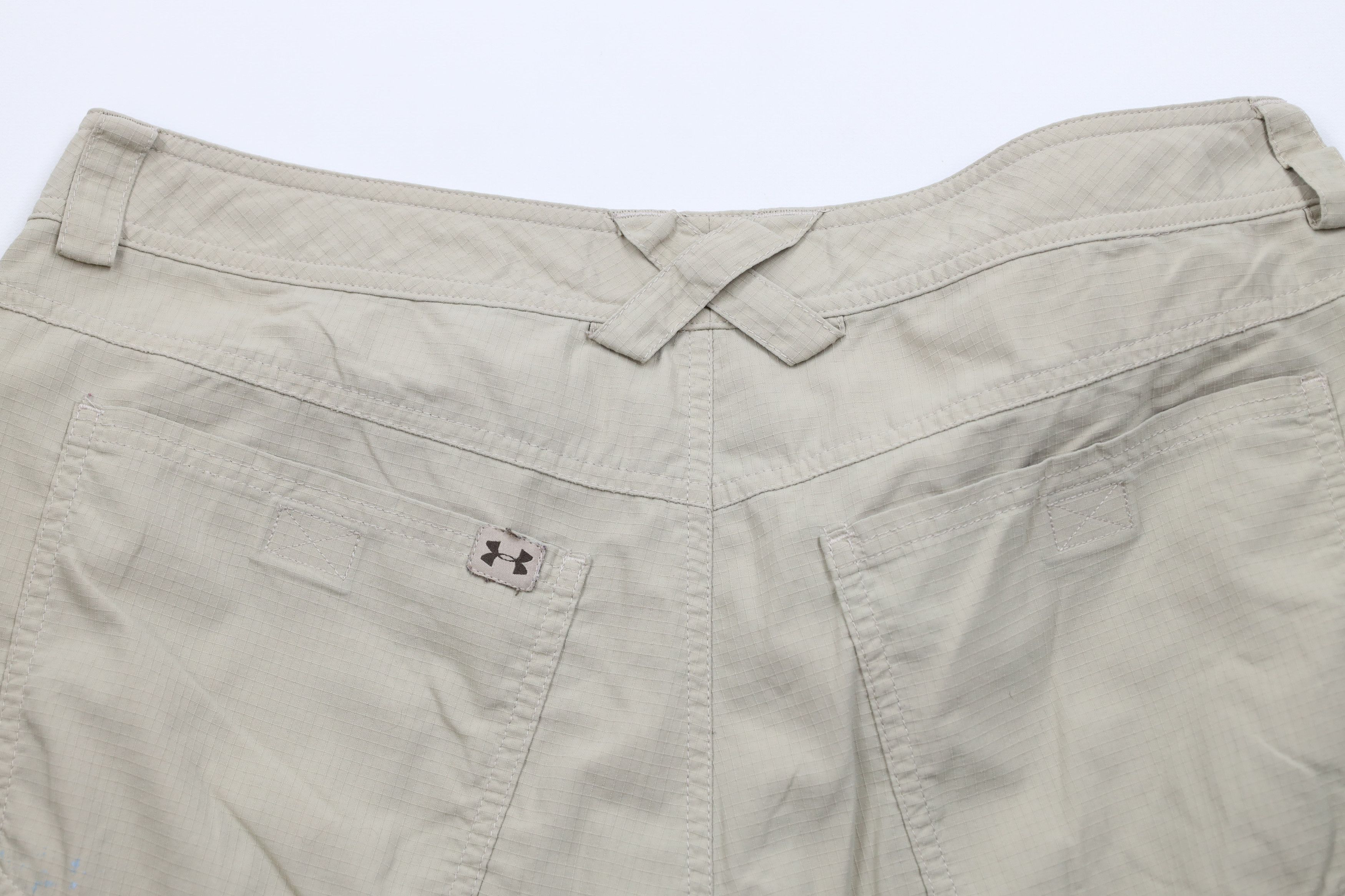 Under Armour × Vintage Vintage Under Armour Ripstop Baggy Cargo Shorts Beige Size US 34 / EU 50 - 13 Thumbnail