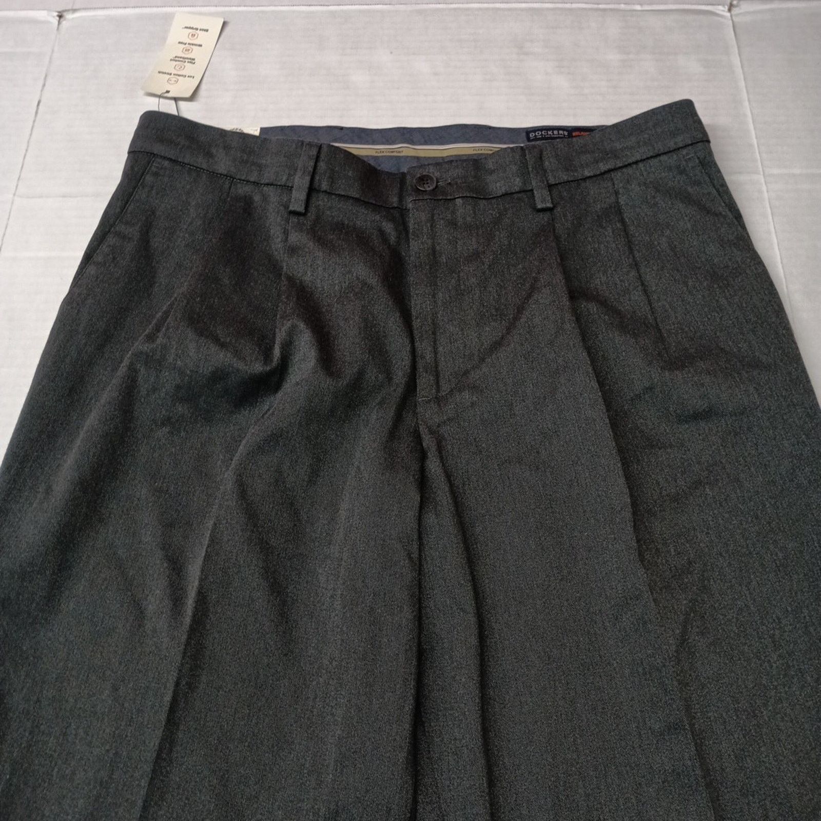 Dockers Dockers Signature Khakis Mens 36x34 Gray Relaxed Fit Pleated Size US 36 / EU 52 - 4 Thumbnail