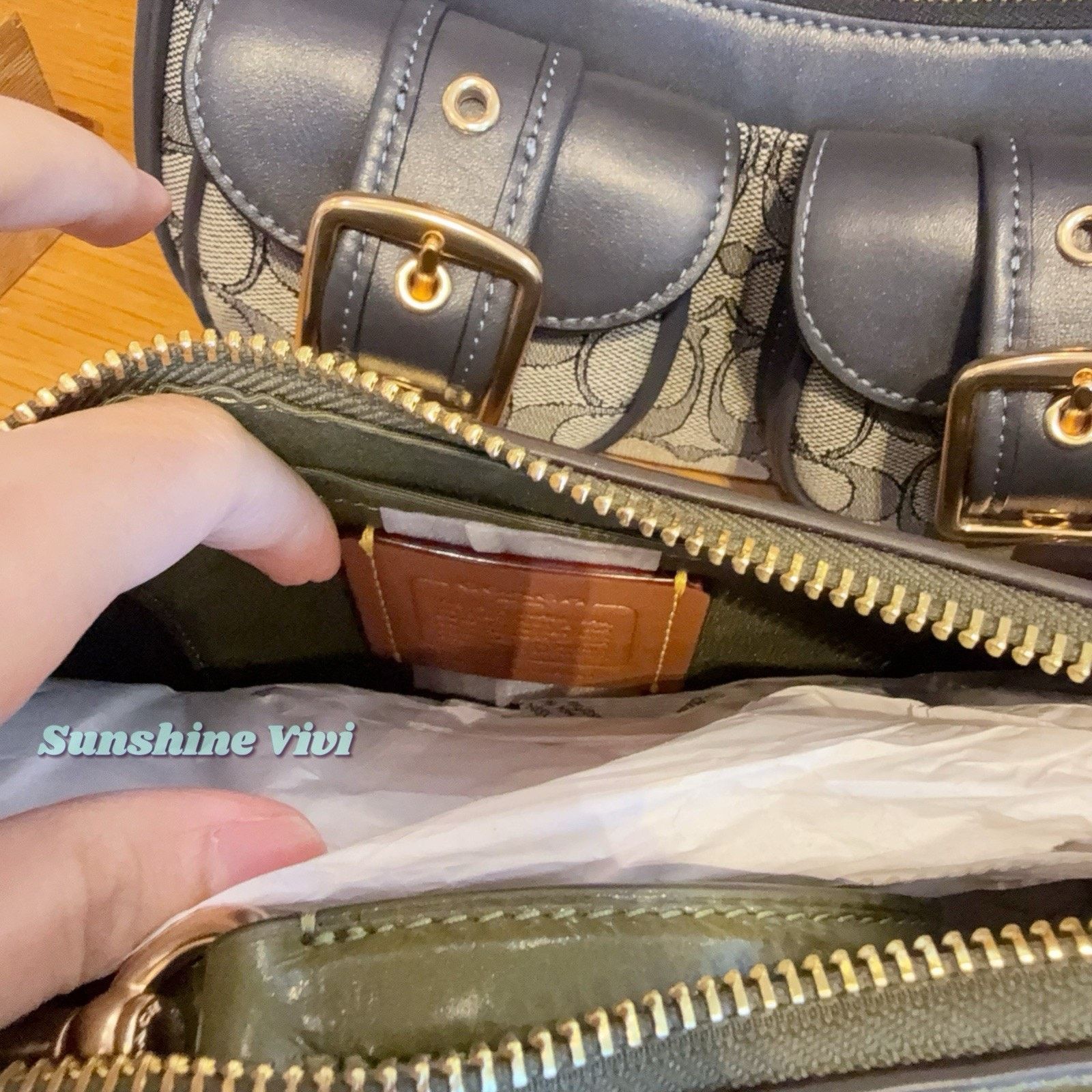 Coach NWT COACH Ashton Shoulder Bag CBJ01 Gold Olive leather Size ONE SIZE - 4 Thumbnail