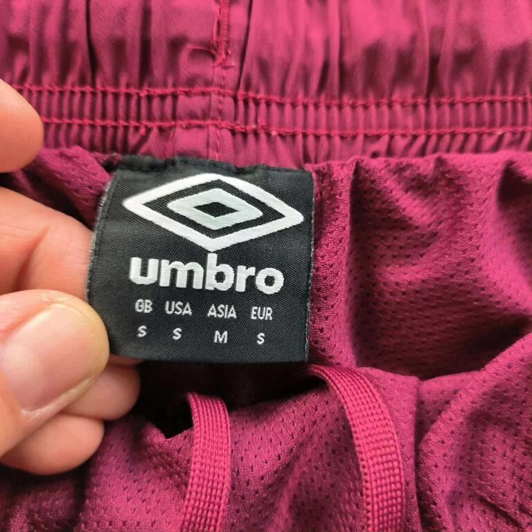 Umbro West Ham United Umbro football shorts size S Size US 28 / EU 44 - 4 Thumbnail