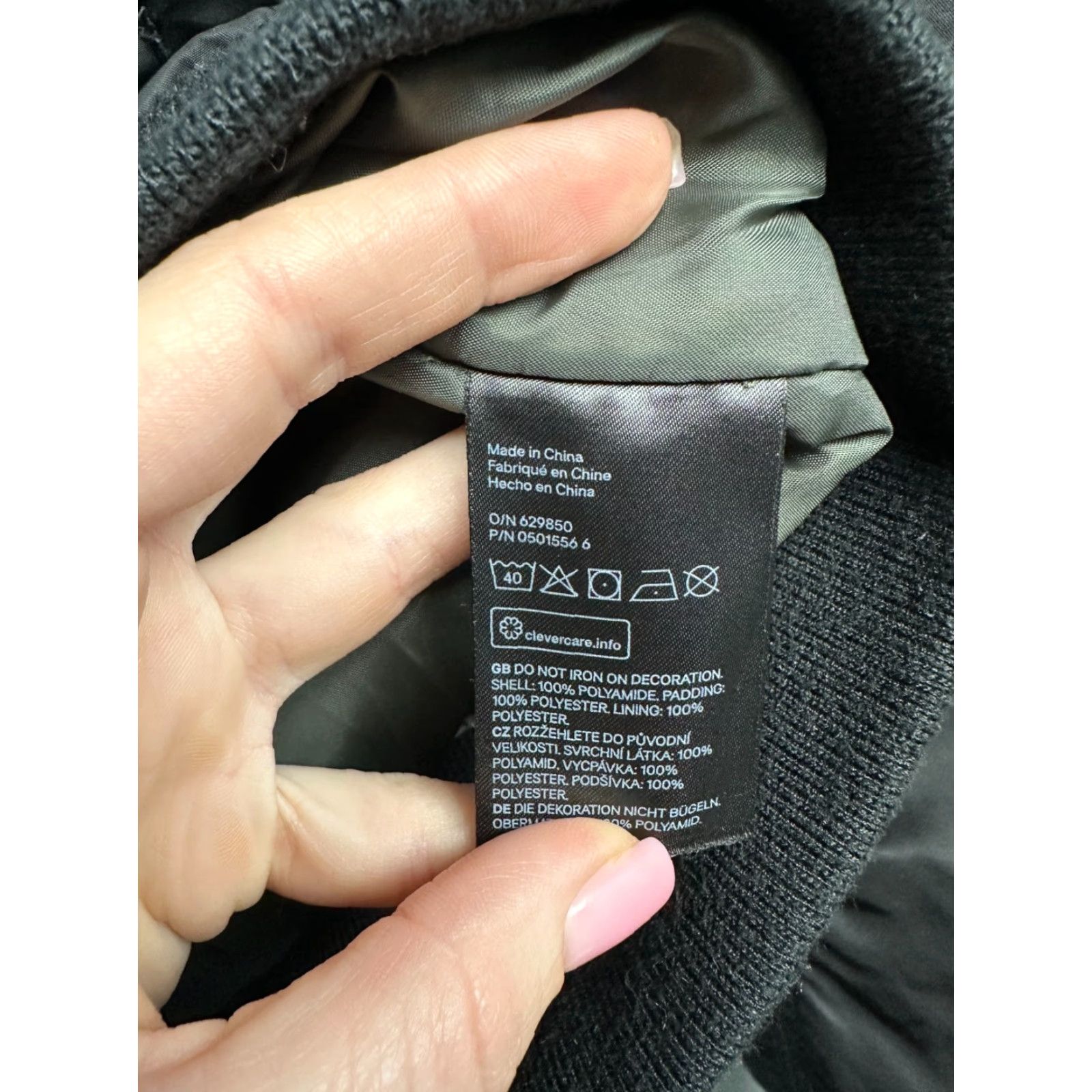 H&M H&M x The Weekend XO Bomber Jacket Patch Satin Size M Jacket Mens XS? Size US M / EU 48-50 / 2 - 6 Thumbnail