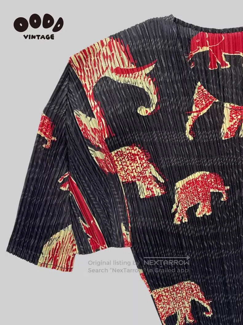 Issey Miyake Issey Miyake Elephant Ruched Short Sleeve Top Size L / US 10 / IT 46 - 4 Thumbnail